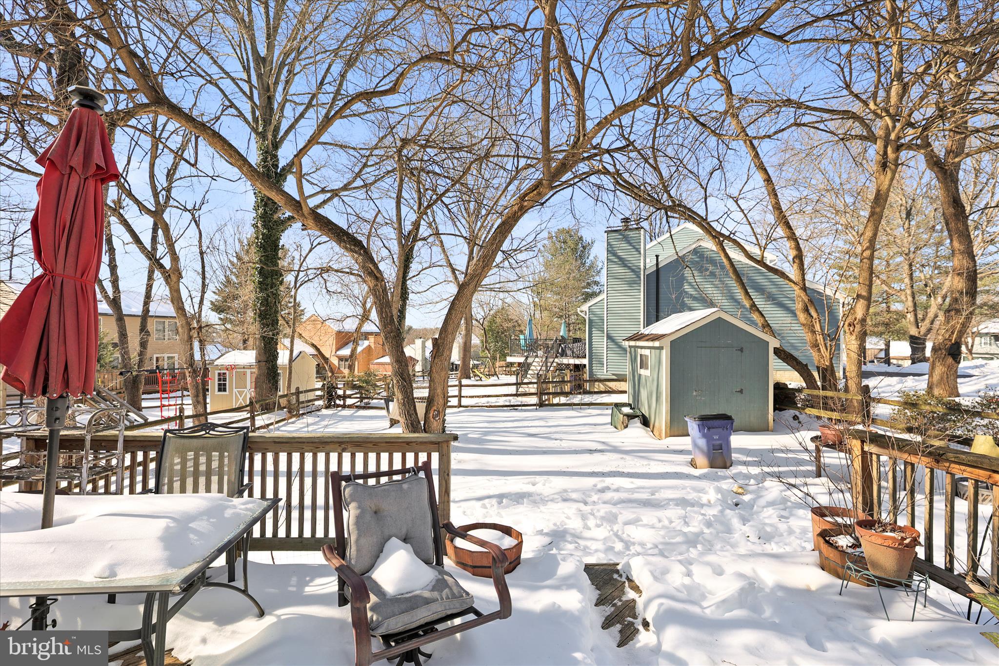 LAKE LINGANORE - Residential