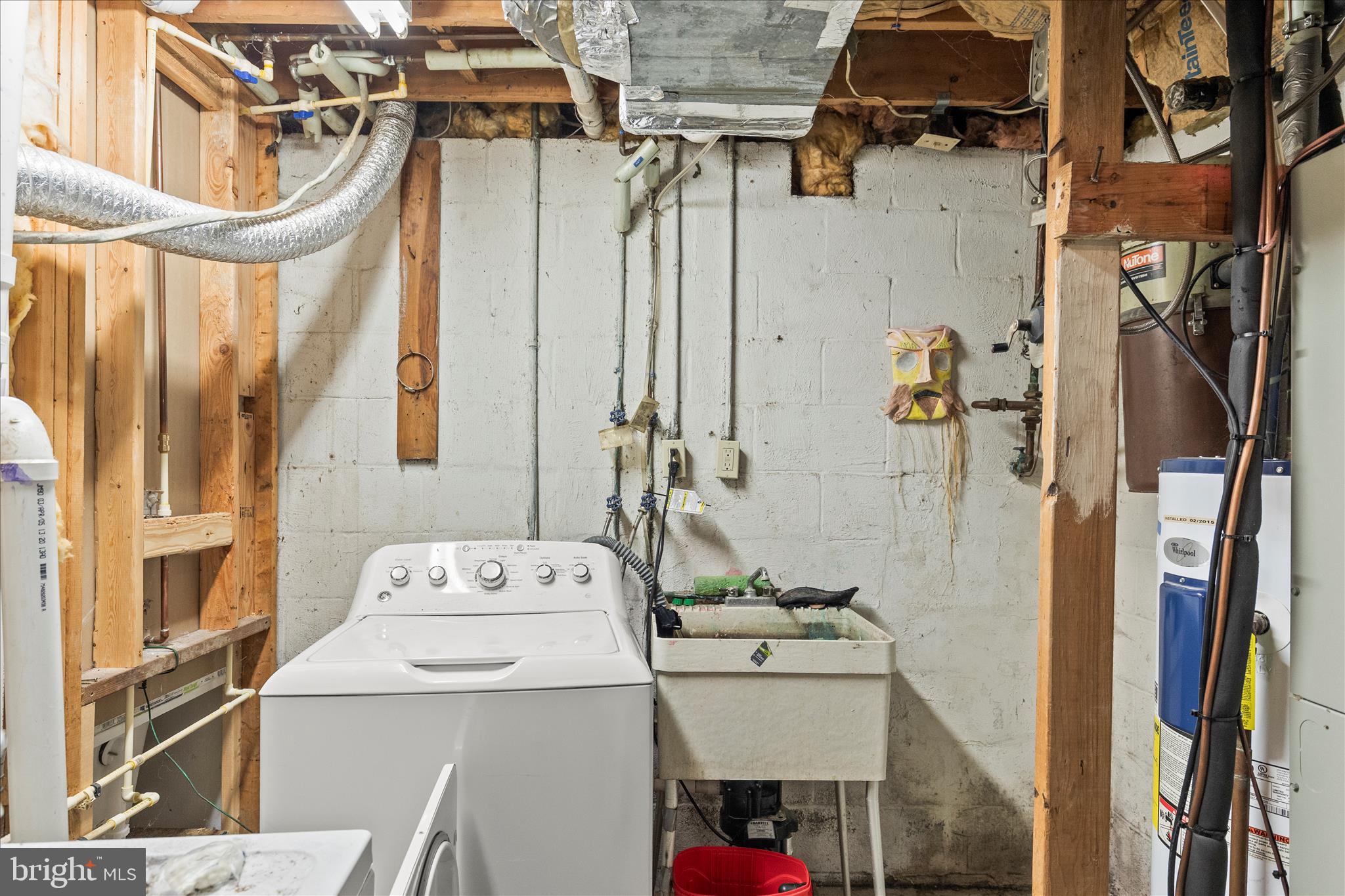 LAKE LINGANORE - Residential