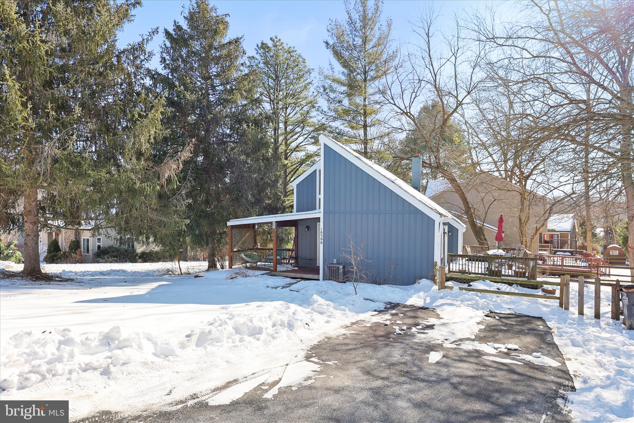 LAKE LINGANORE - Residential