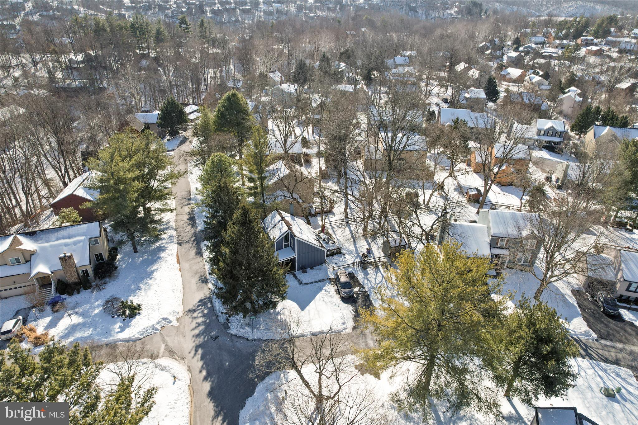 LAKE LINGANORE - Residential