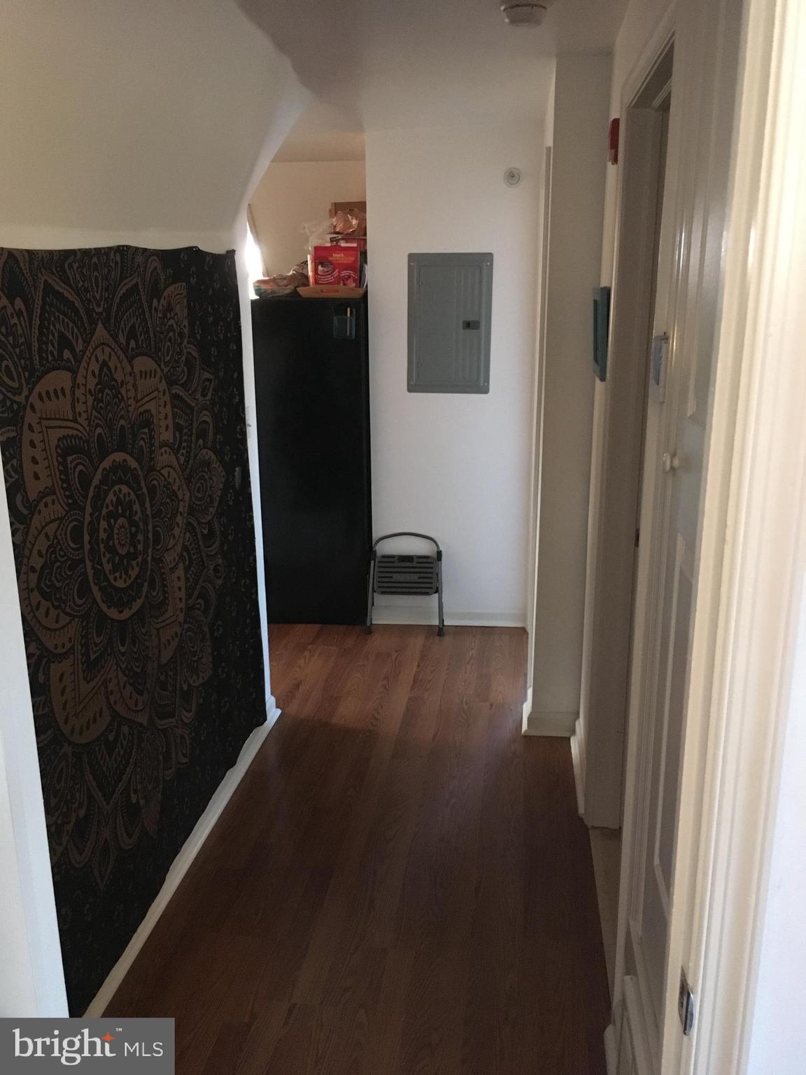 ROXBOROUGH - Residential Lease