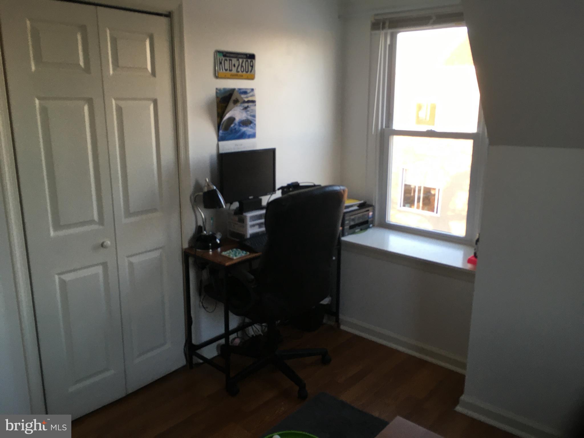 ROXBOROUGH - Residential Lease