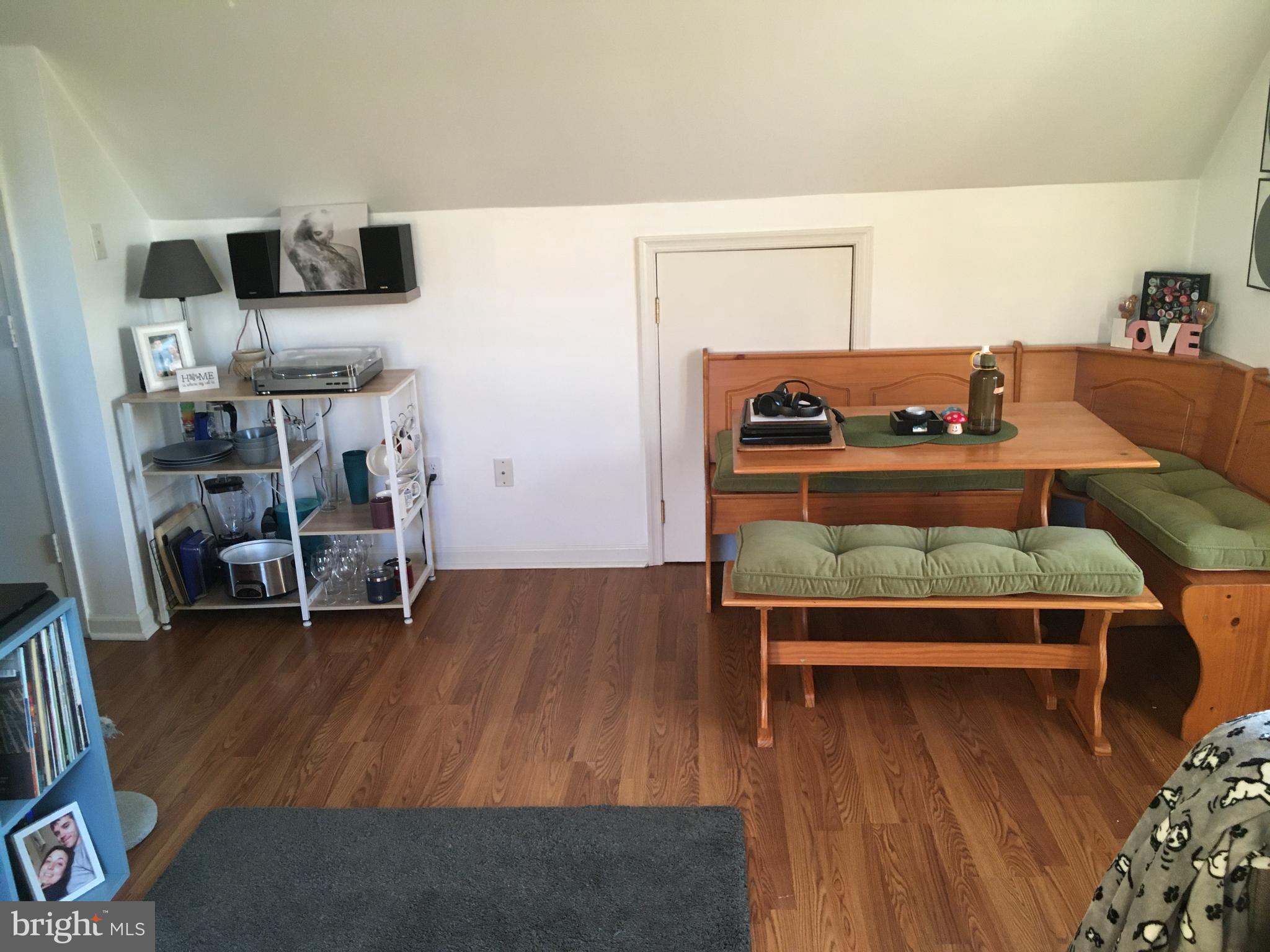 ROXBOROUGH - Residential Lease