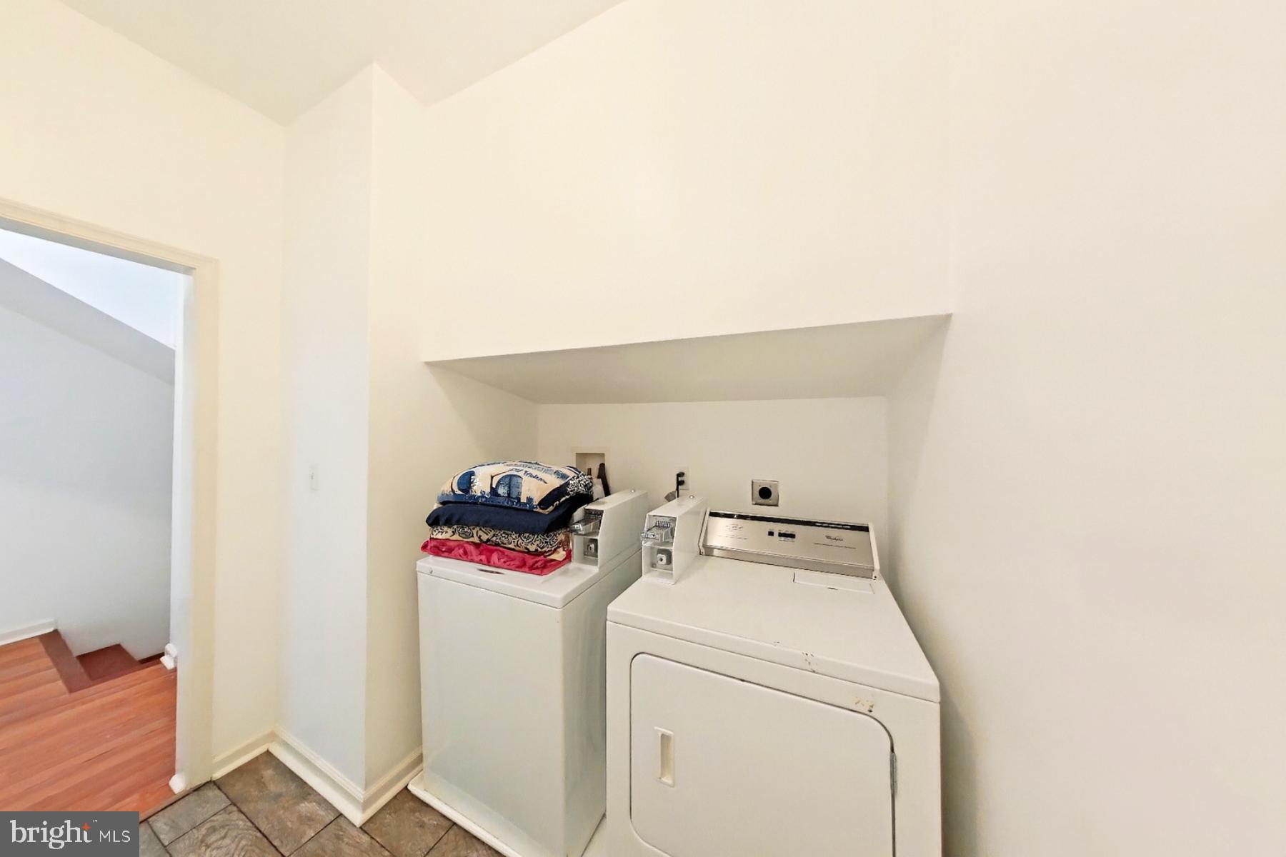 ROXBOROUGH - Residential Lease