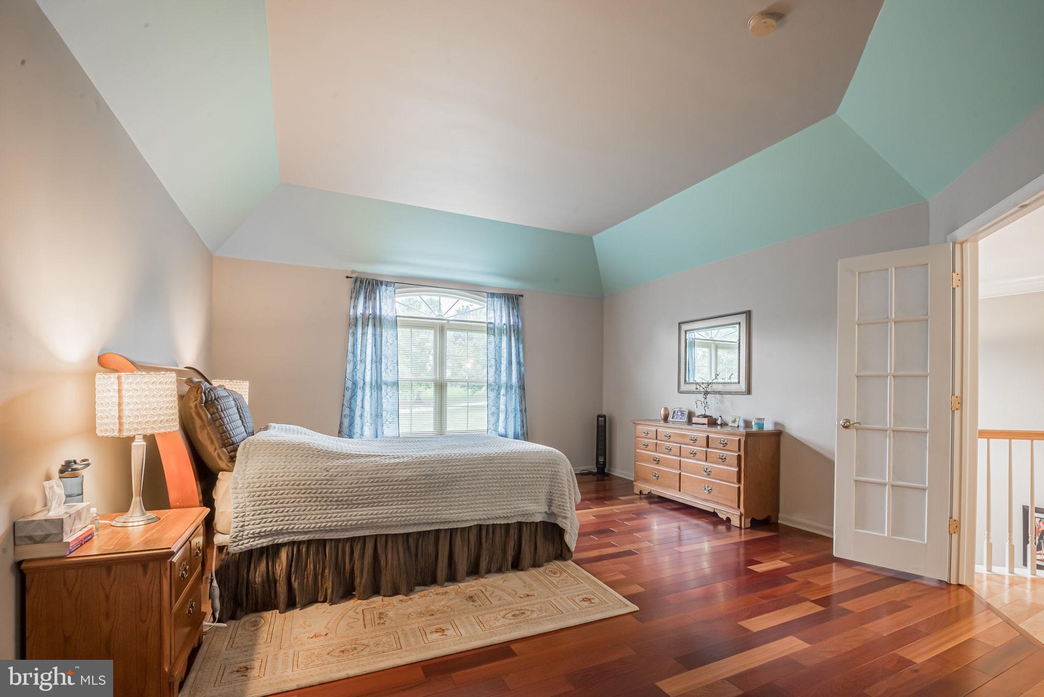 KEMBLESVILLE WEST - Residential