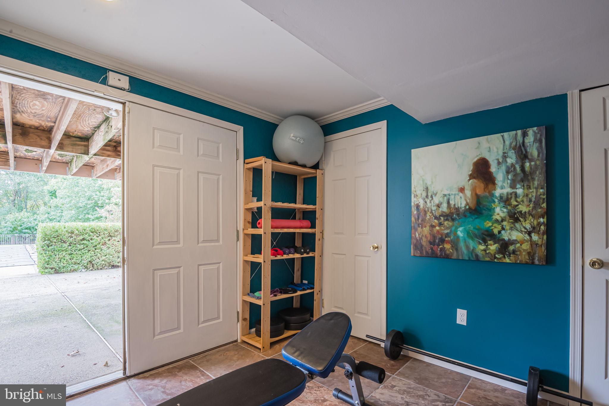 KEMBLESVILLE WEST - Residential