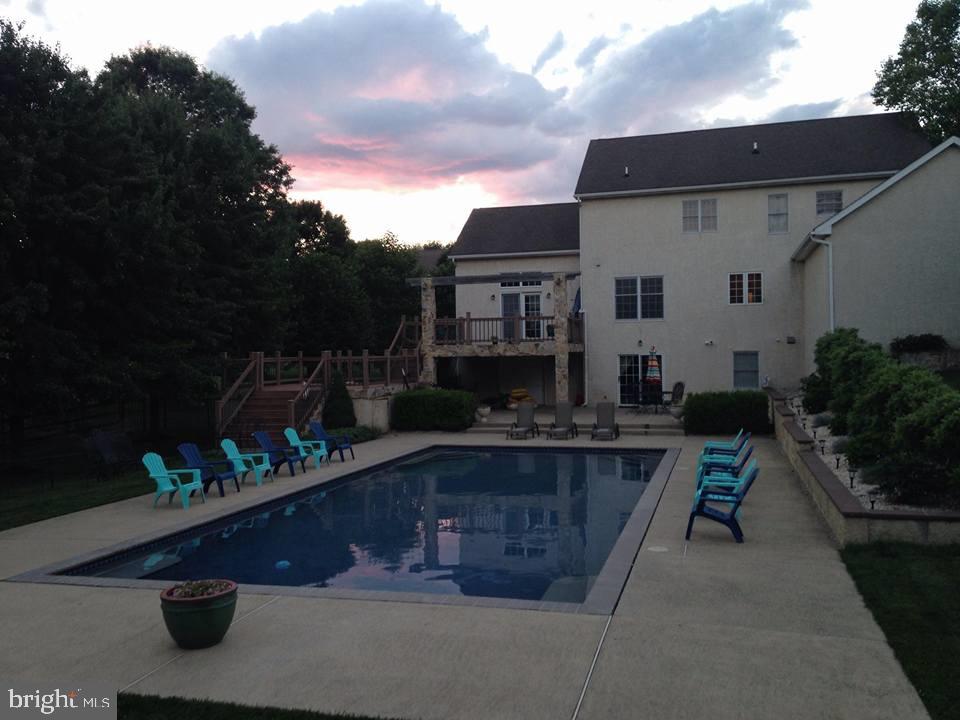 KEMBLESVILLE WEST - Residential