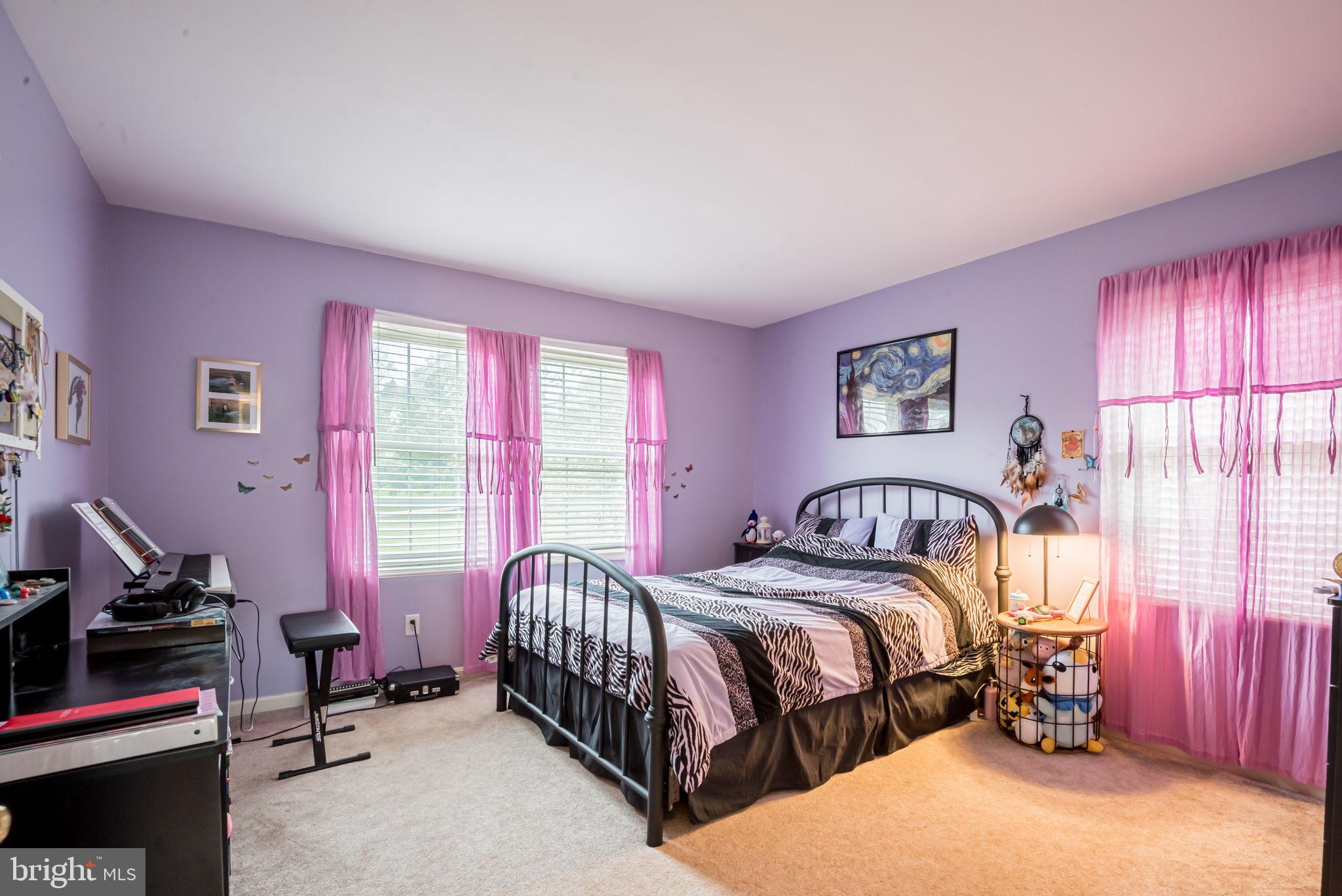 KEMBLESVILLE WEST - Residential