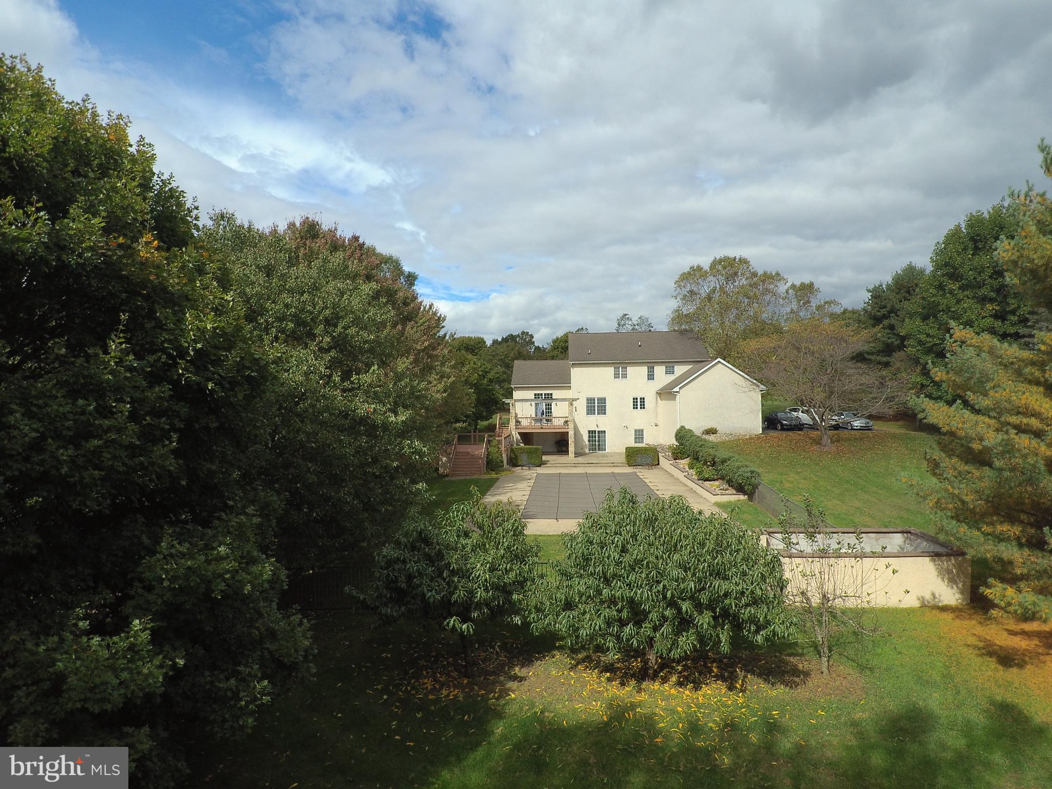 KEMBLESVILLE WEST - Residential