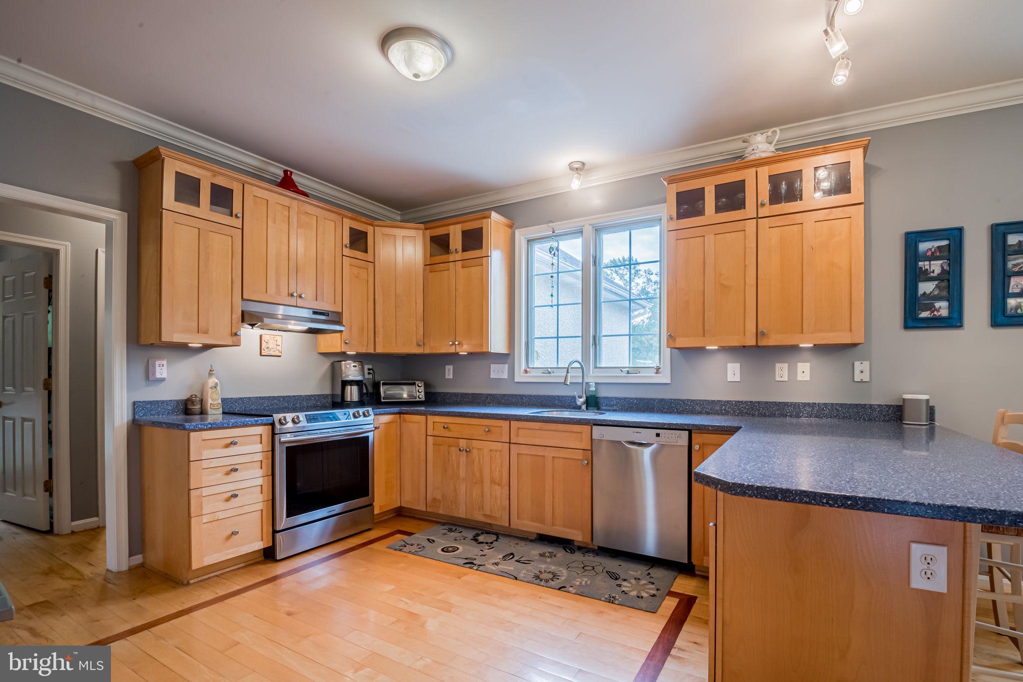 KEMBLESVILLE WEST - Residential