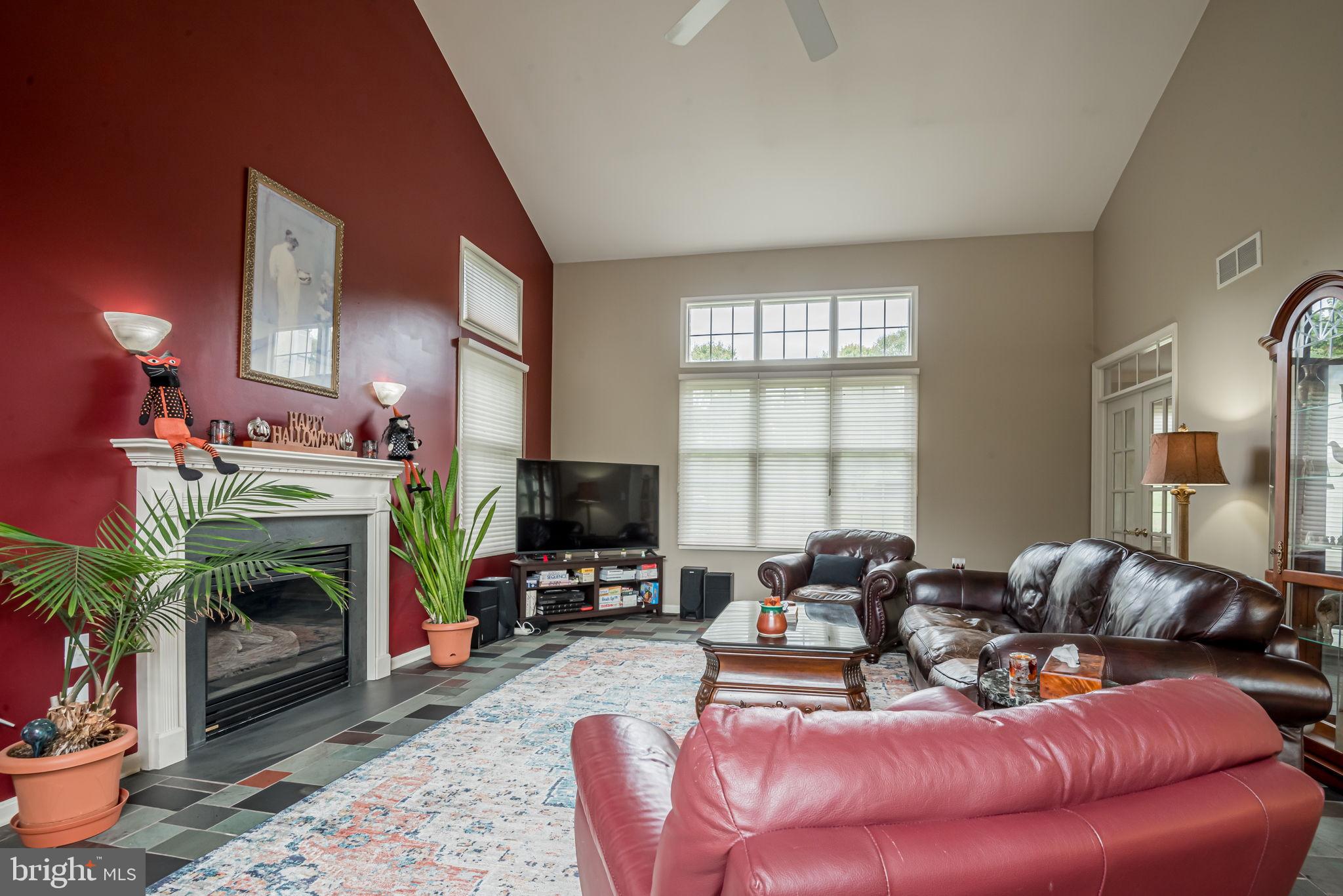 KEMBLESVILLE WEST - Residential