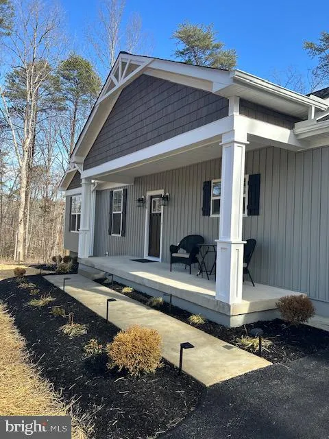 319 Pine Harbour, Mineral, VA MLS: VALA2007206