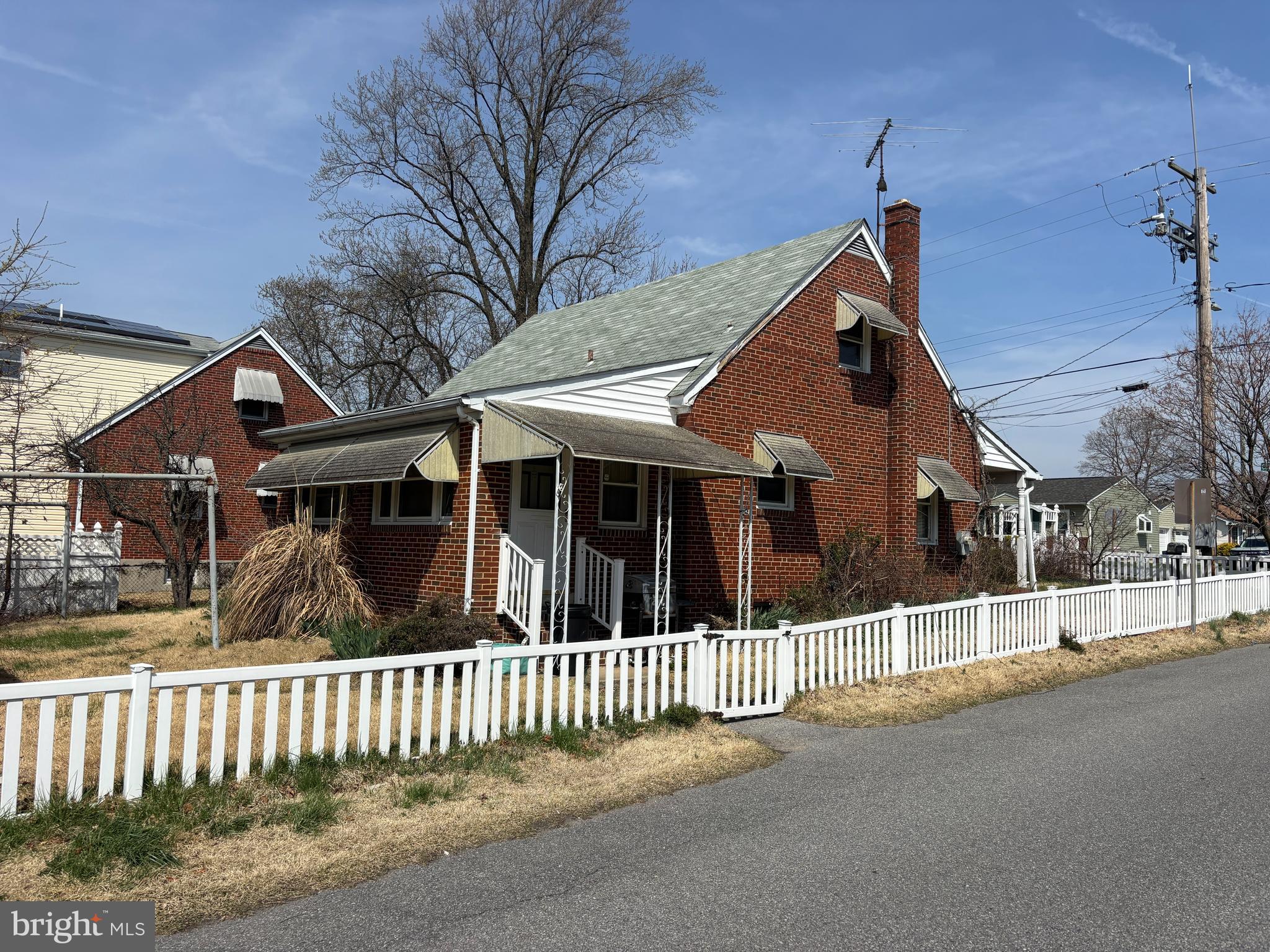 RIVIERA BEACH - Residential