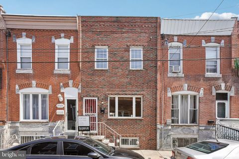 Photo of 2527 S Hicks Street, PHILADELPHIA, PA 19145 (MLS # PAPH2610612)