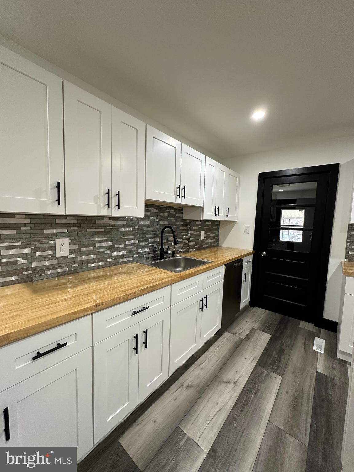 NORTHMONT - Residential