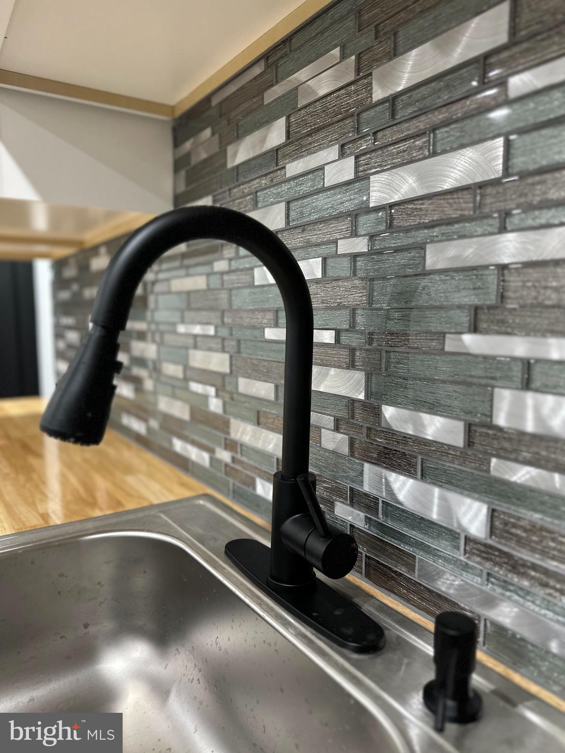 NORTHMONT - Residential