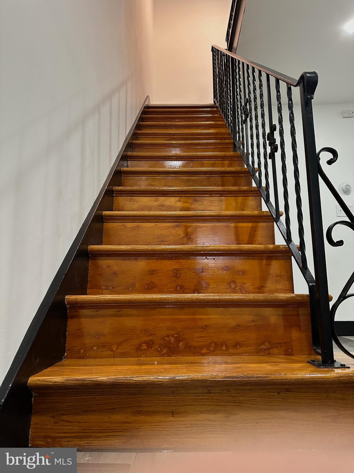 NORTHMONT - Residential