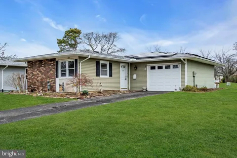 201 Blake Circle, Brick, NJ 08724 - MLS#: NJOC2038638