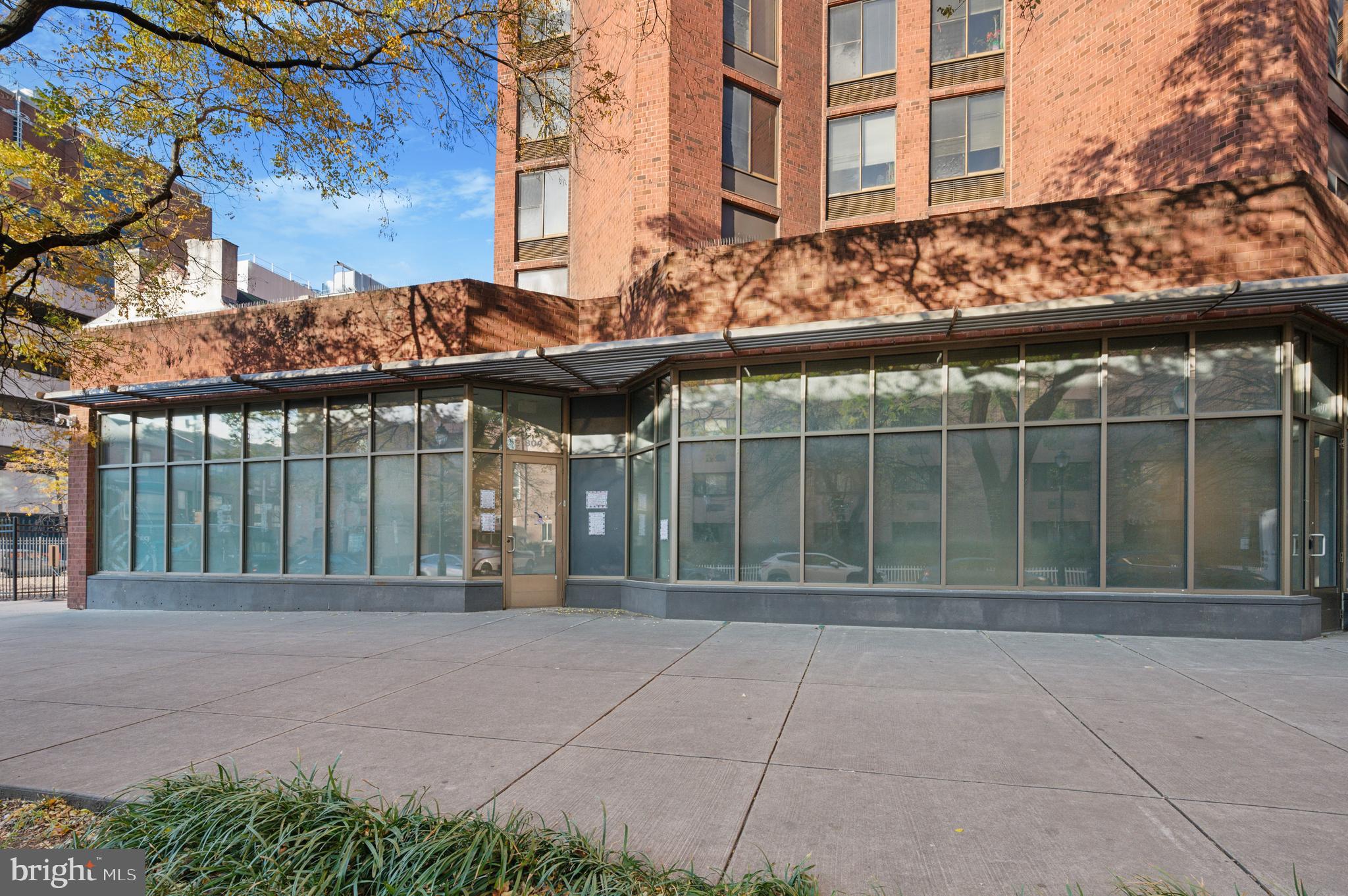 - Commercial Lease