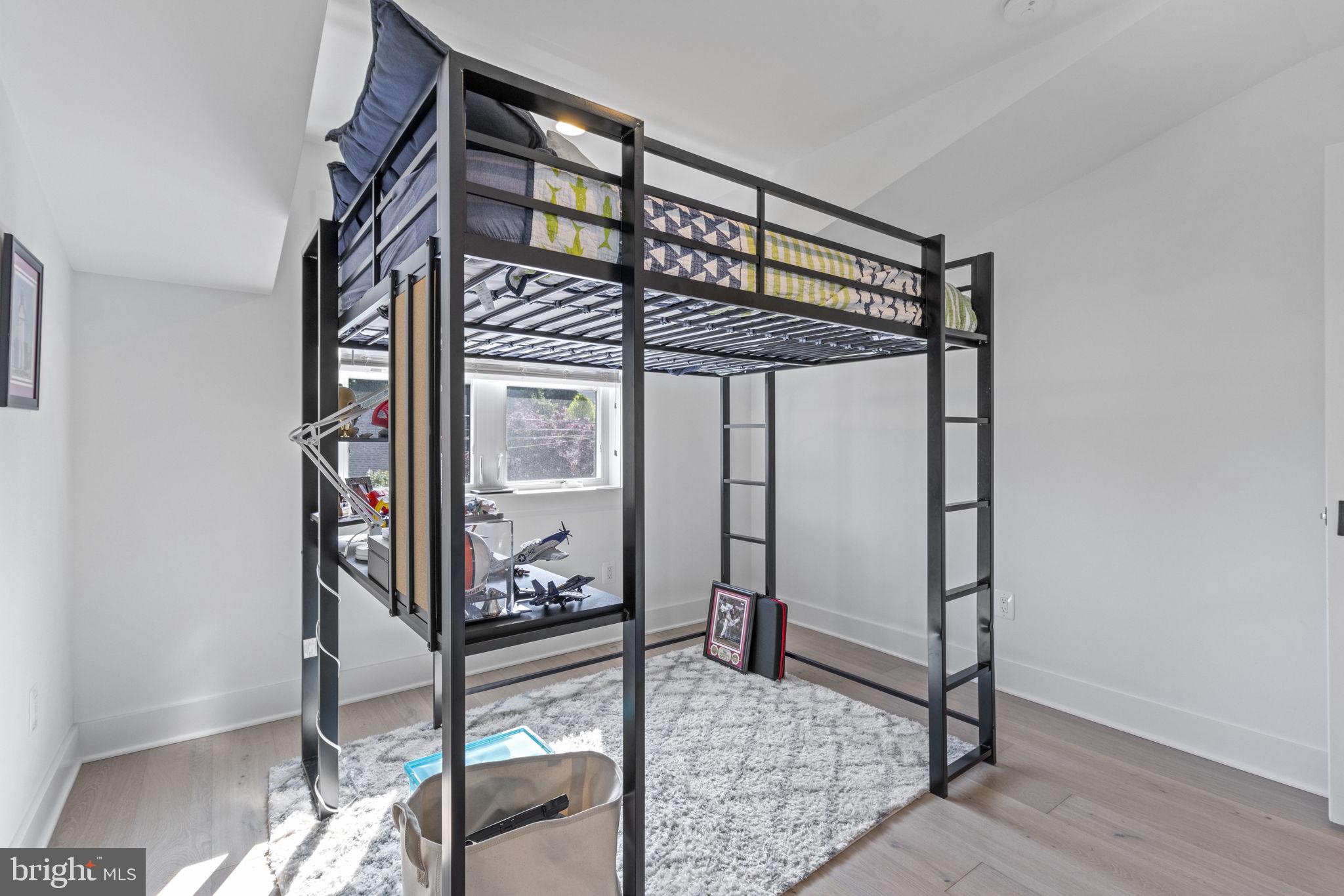 EASTPORT - Residential