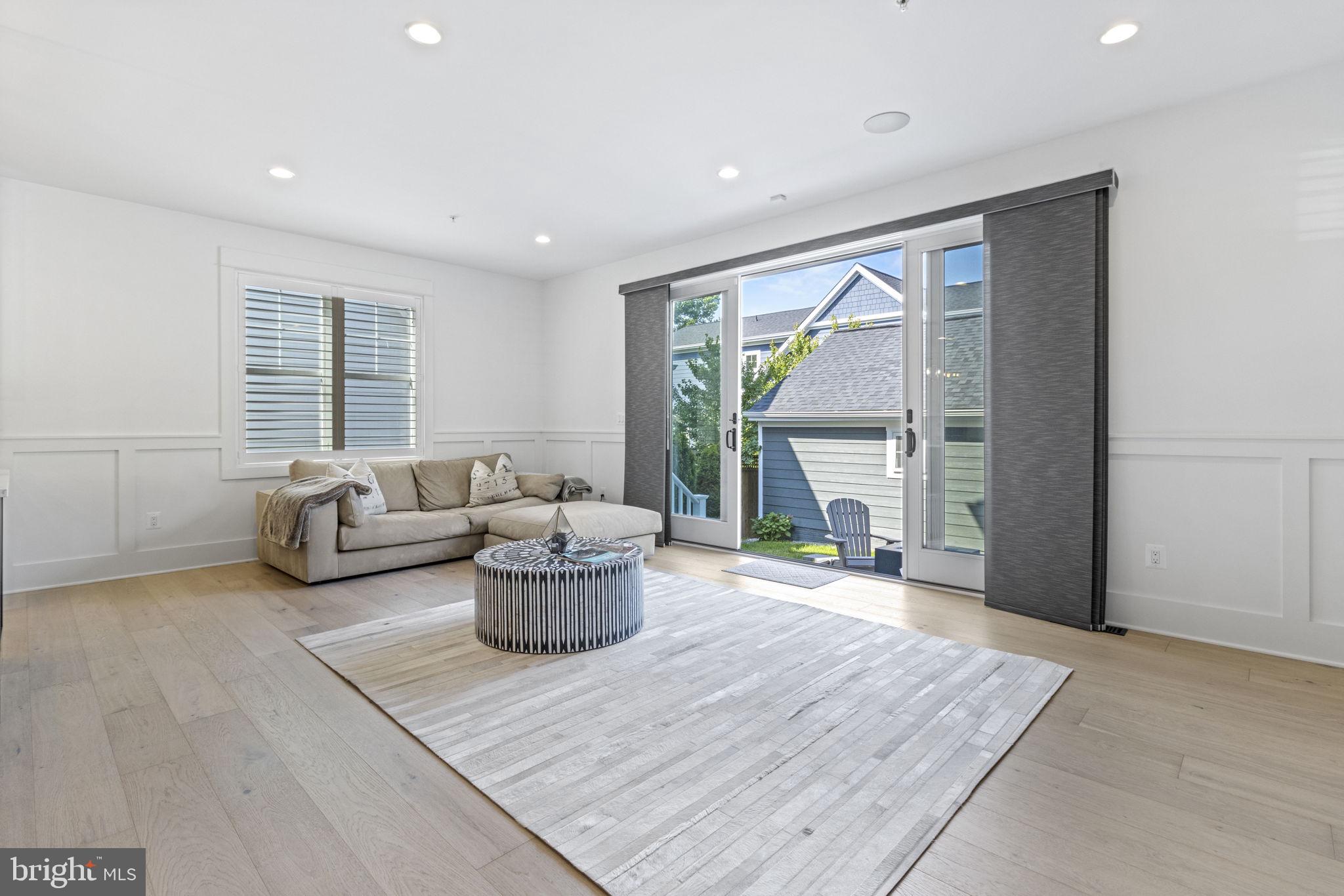 EASTPORT - Residential