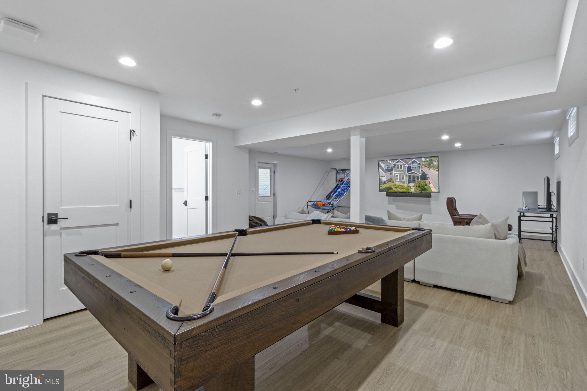 EASTPORT - Residential