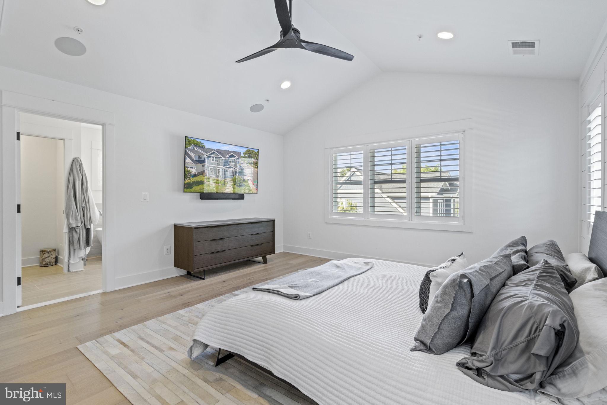 EASTPORT - Residential