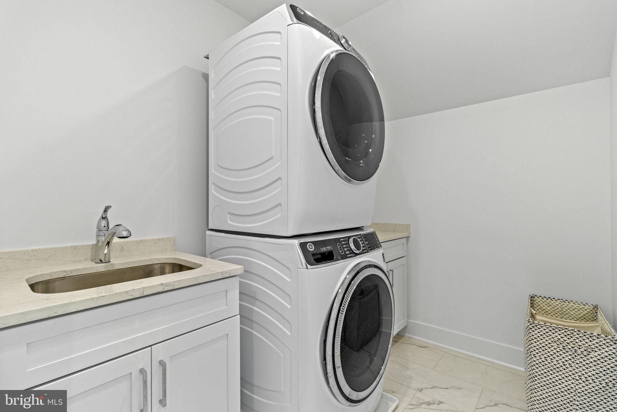 EASTPORT - Residential