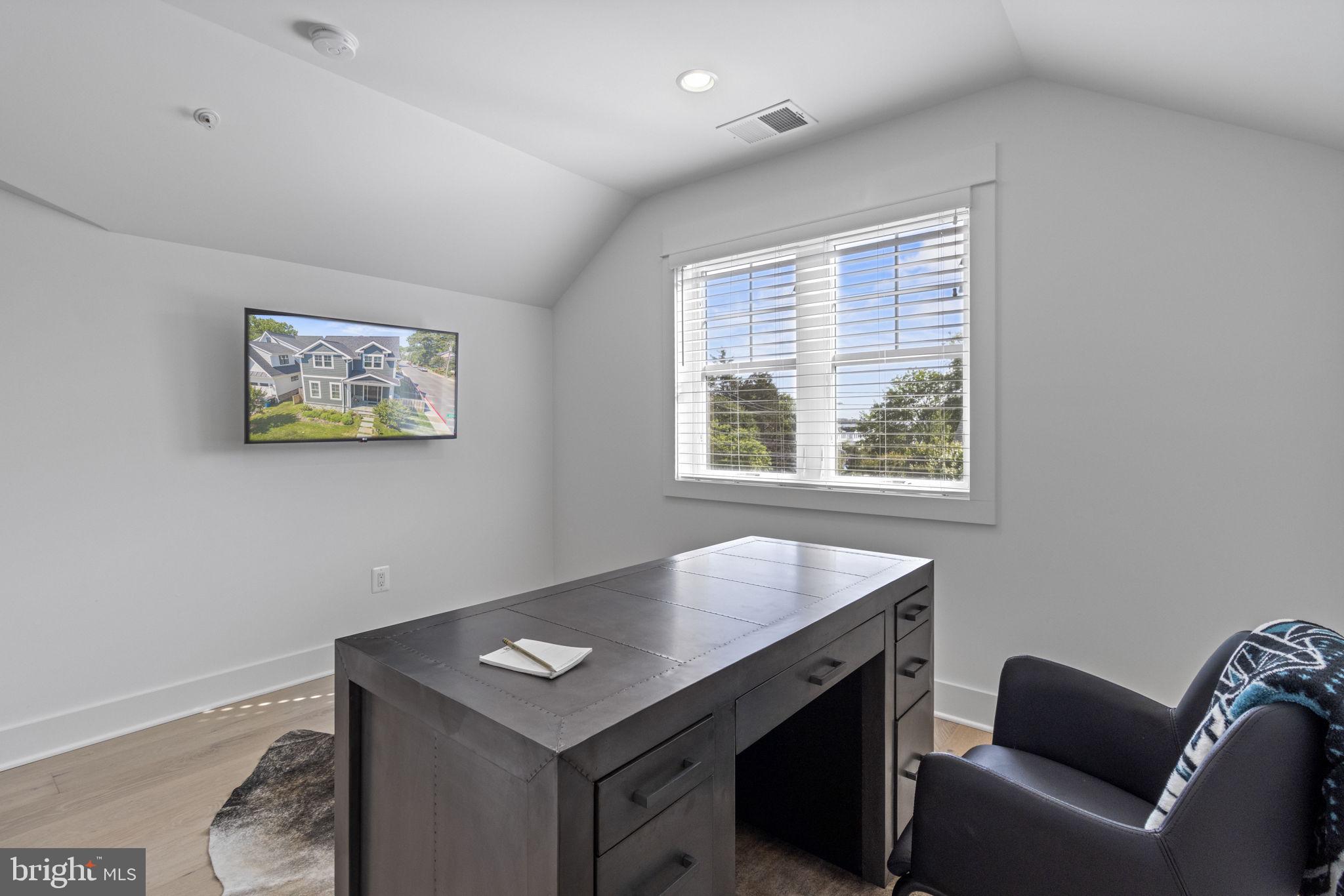 EASTPORT - Residential