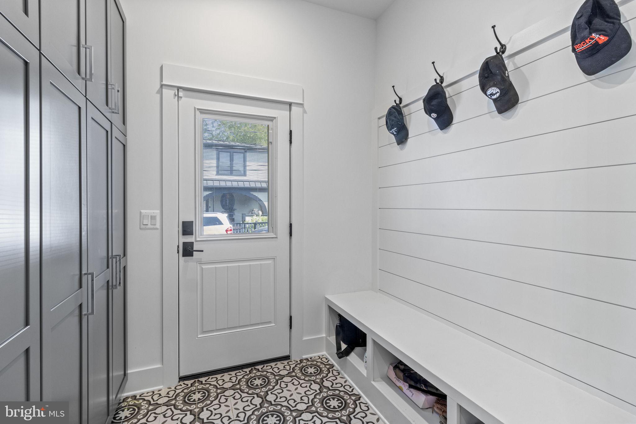 EASTPORT - Residential