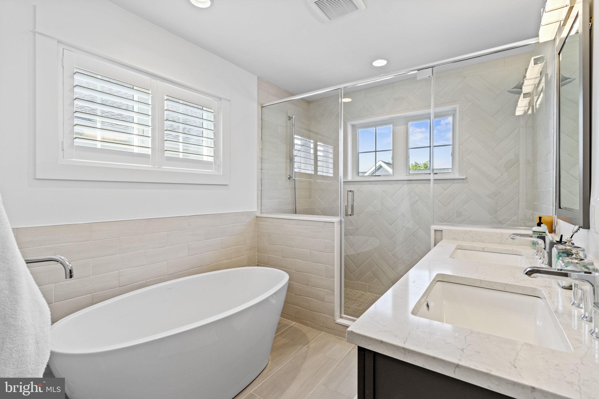 EASTPORT - Residential