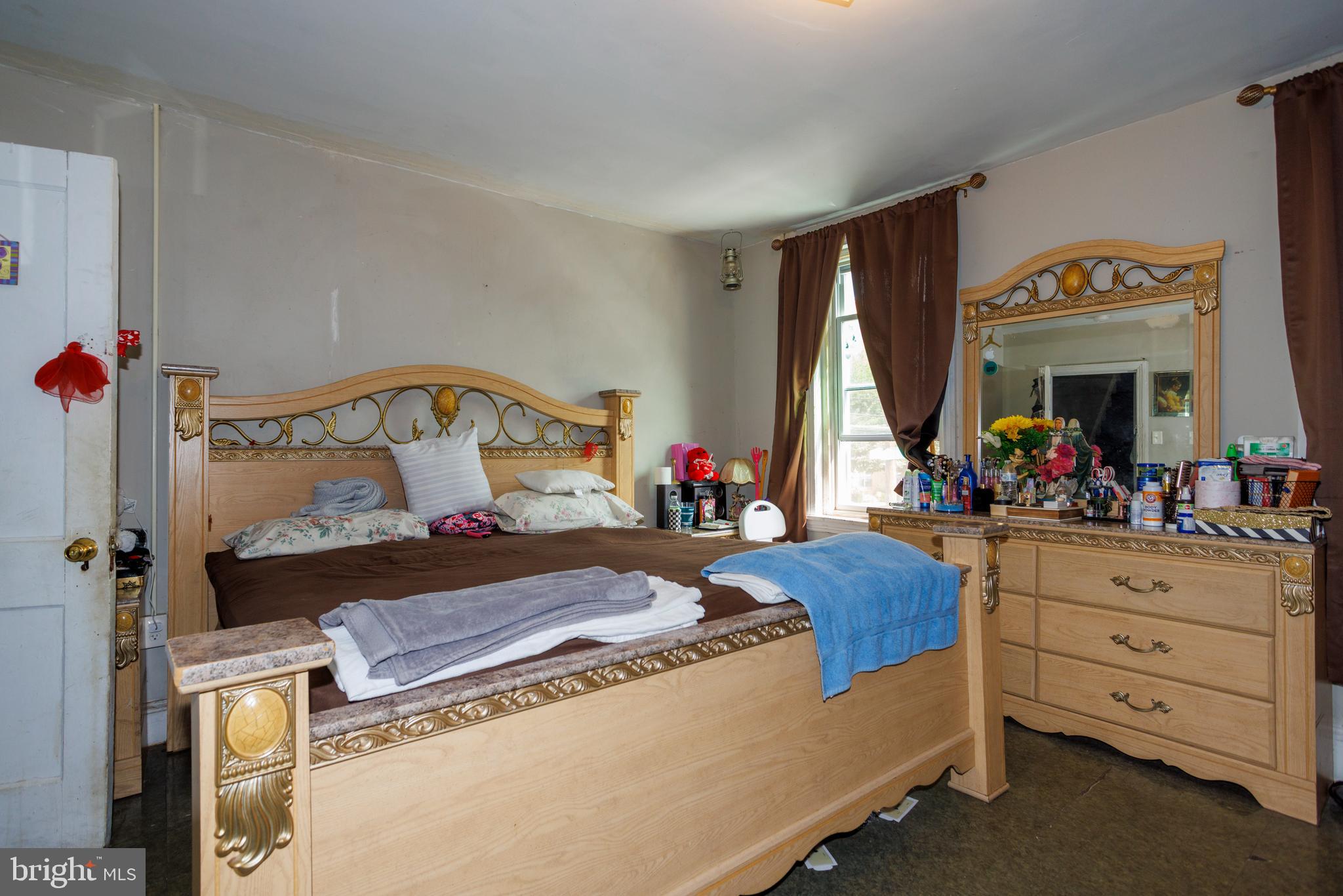 WEST KENSINGTON - Residential