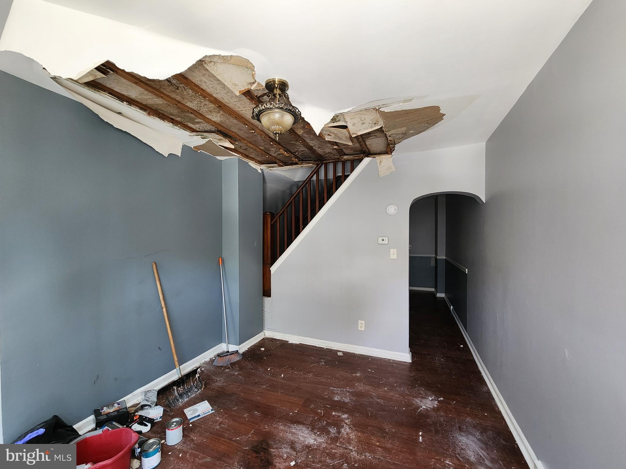 213 S CALHOUN STREET