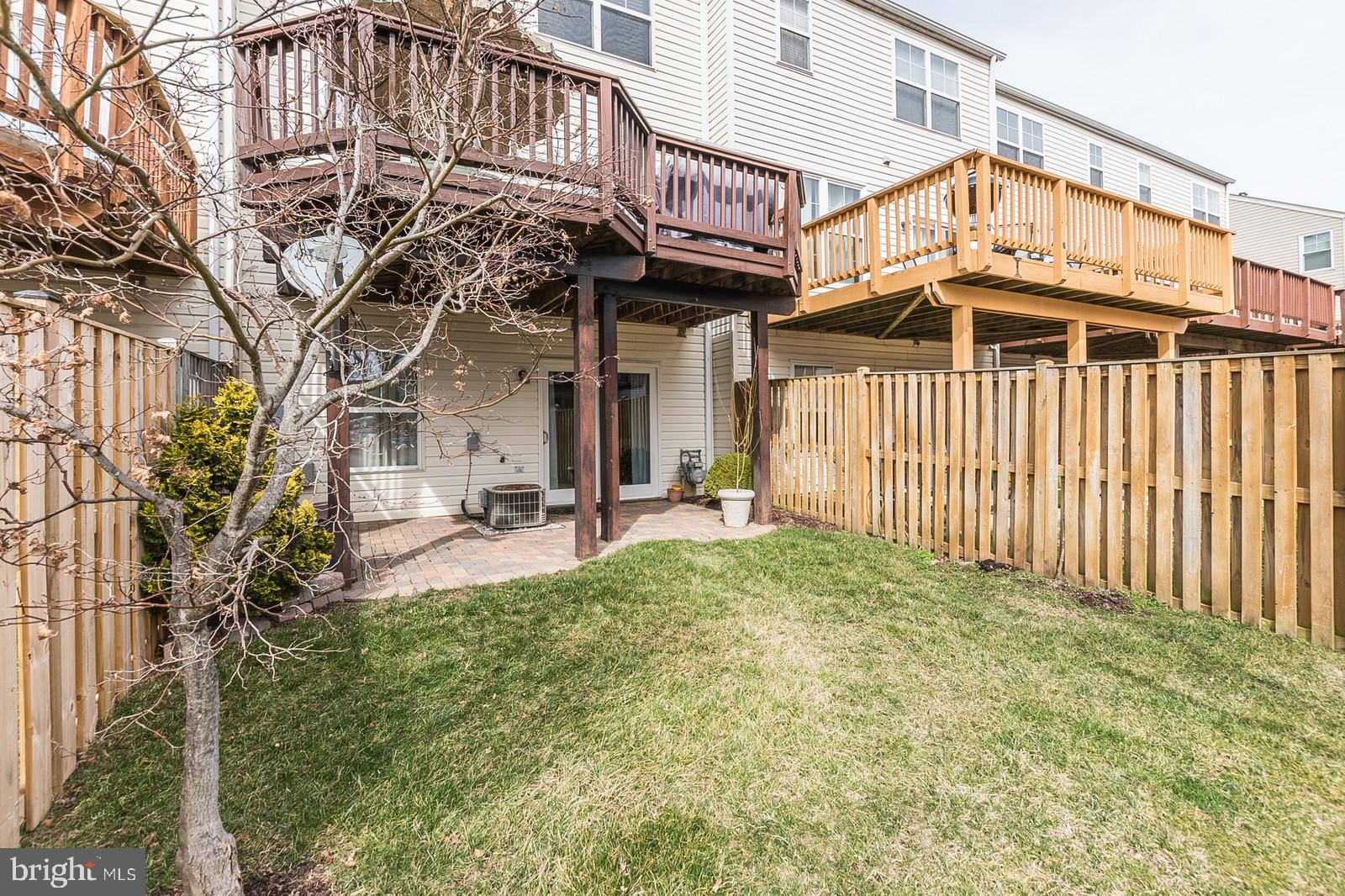 SOUTH RIDING - Residential