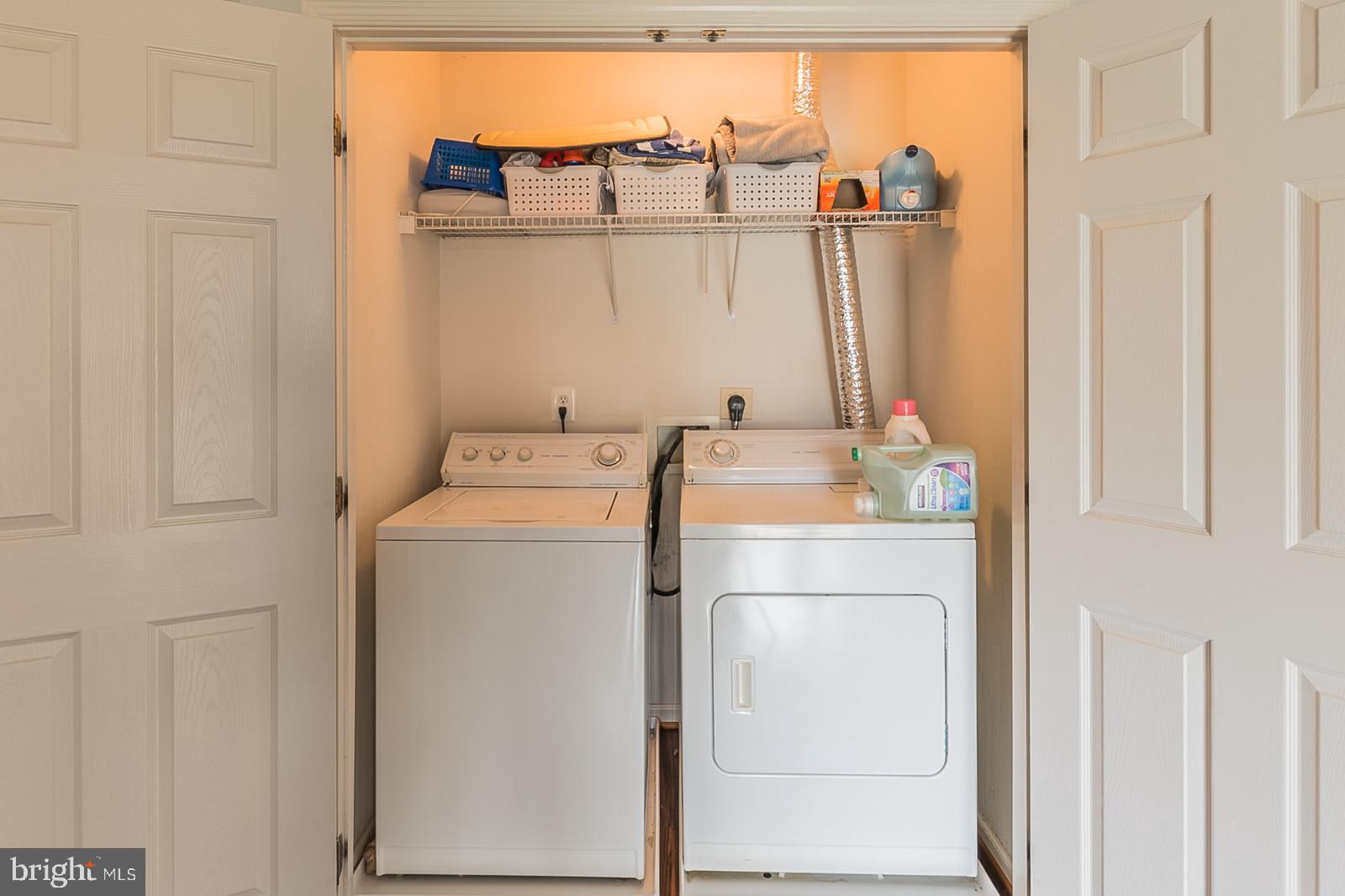 SOUTH RIDING - Residential