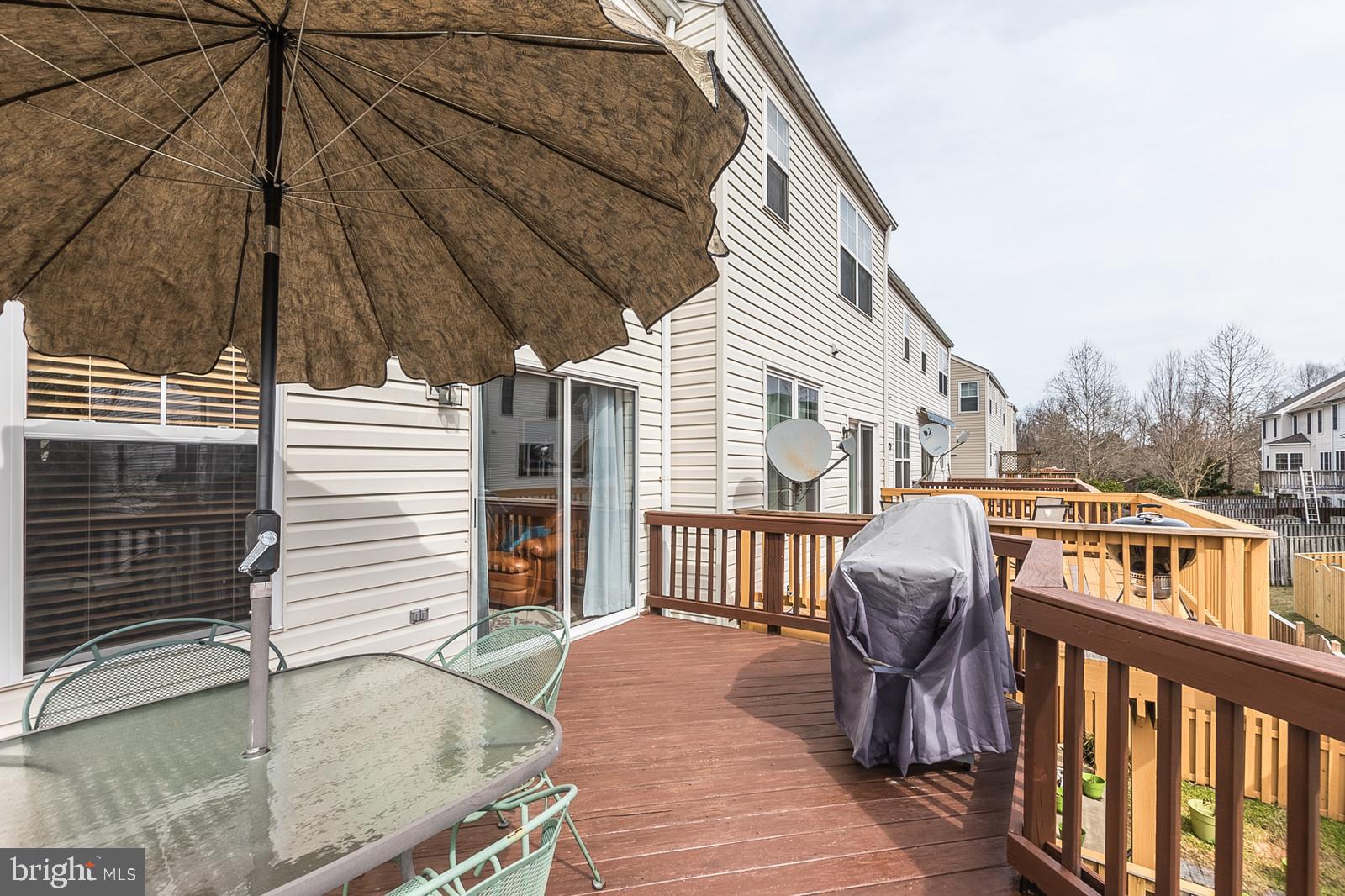 SOUTH RIDING - Residential