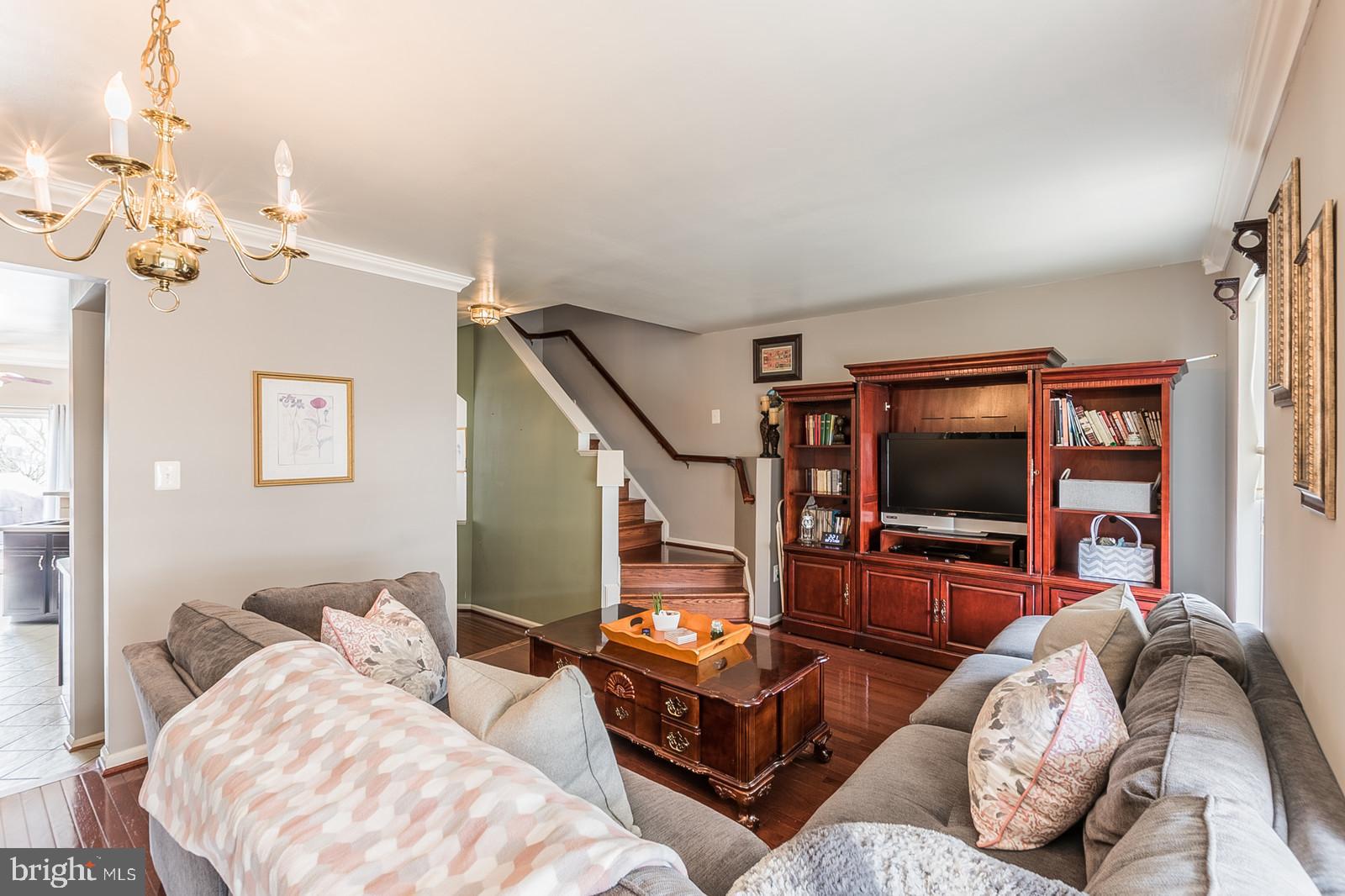 SOUTH RIDING - Residential