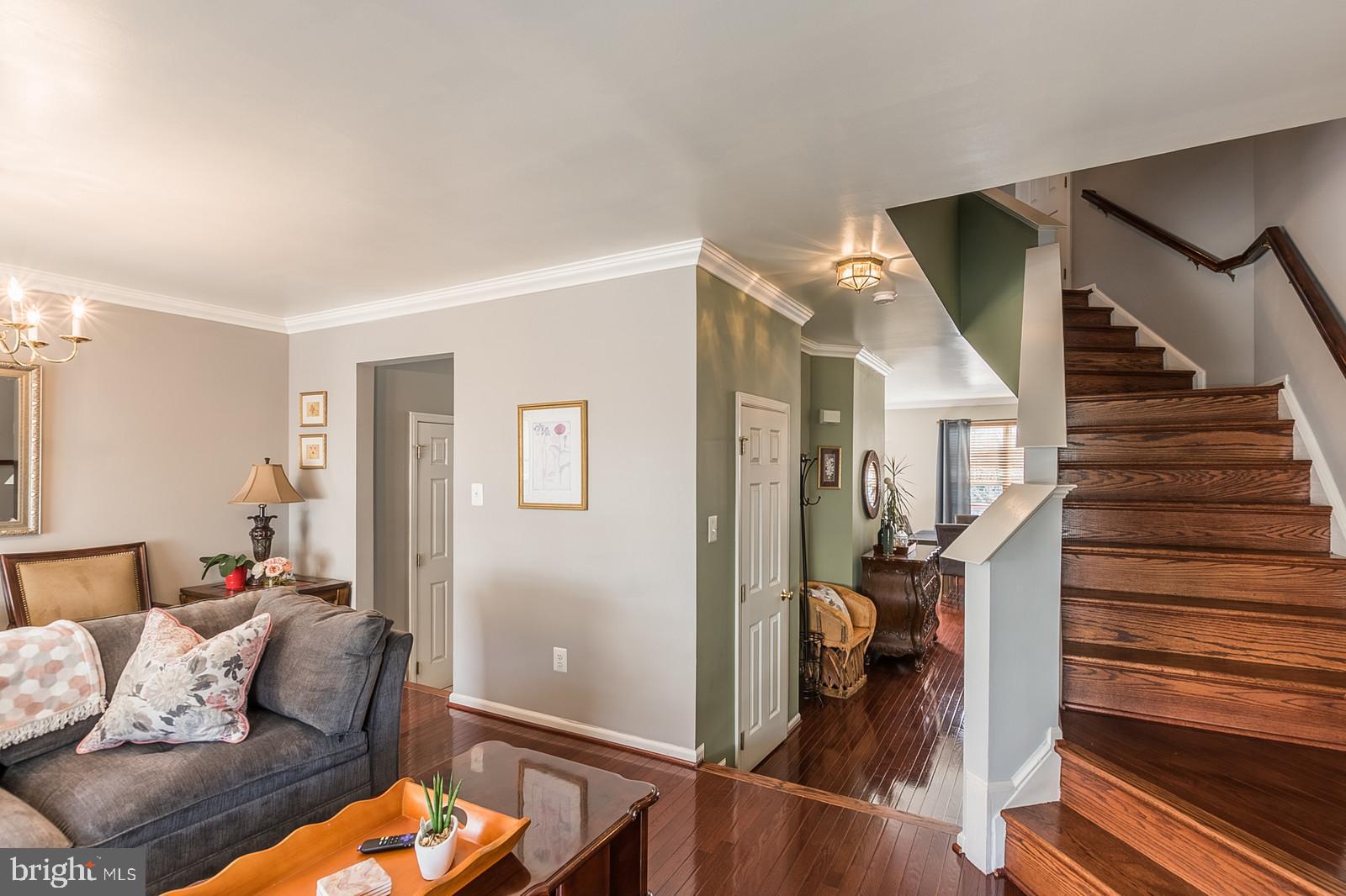 SOUTH RIDING - Residential