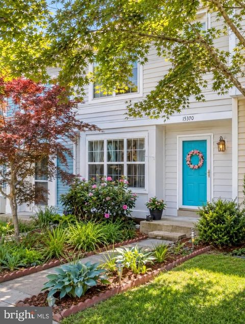 Photo of 15370 Inlet Place, DUMFRIES, VA 22025 (MLS # VAPW2118796)