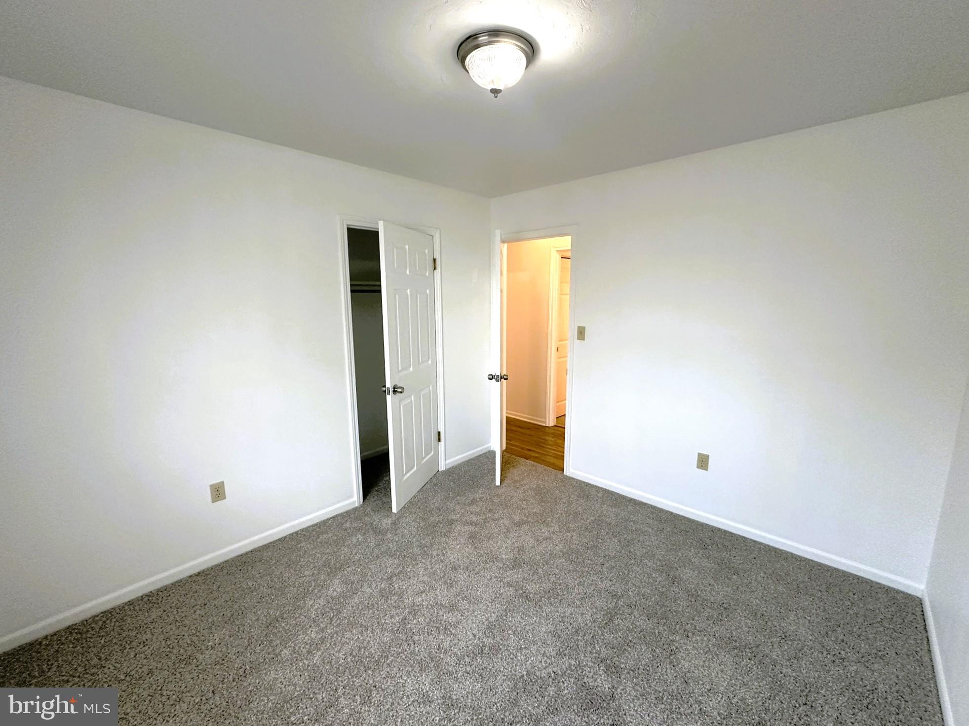 FORNEY AVENUE - Residential