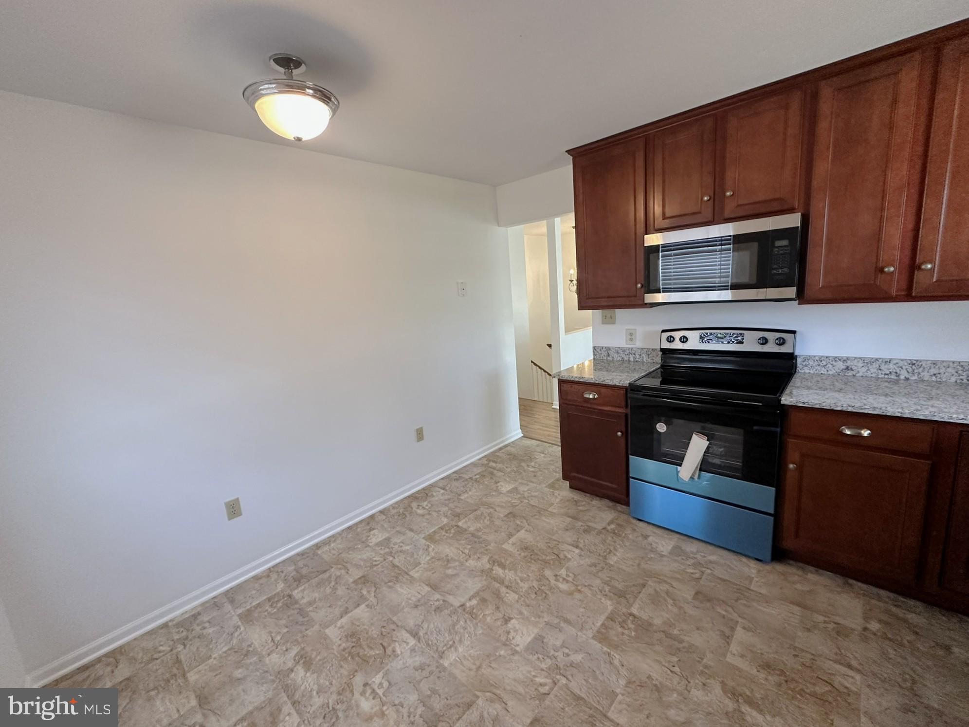 FORNEY AVENUE - Residential