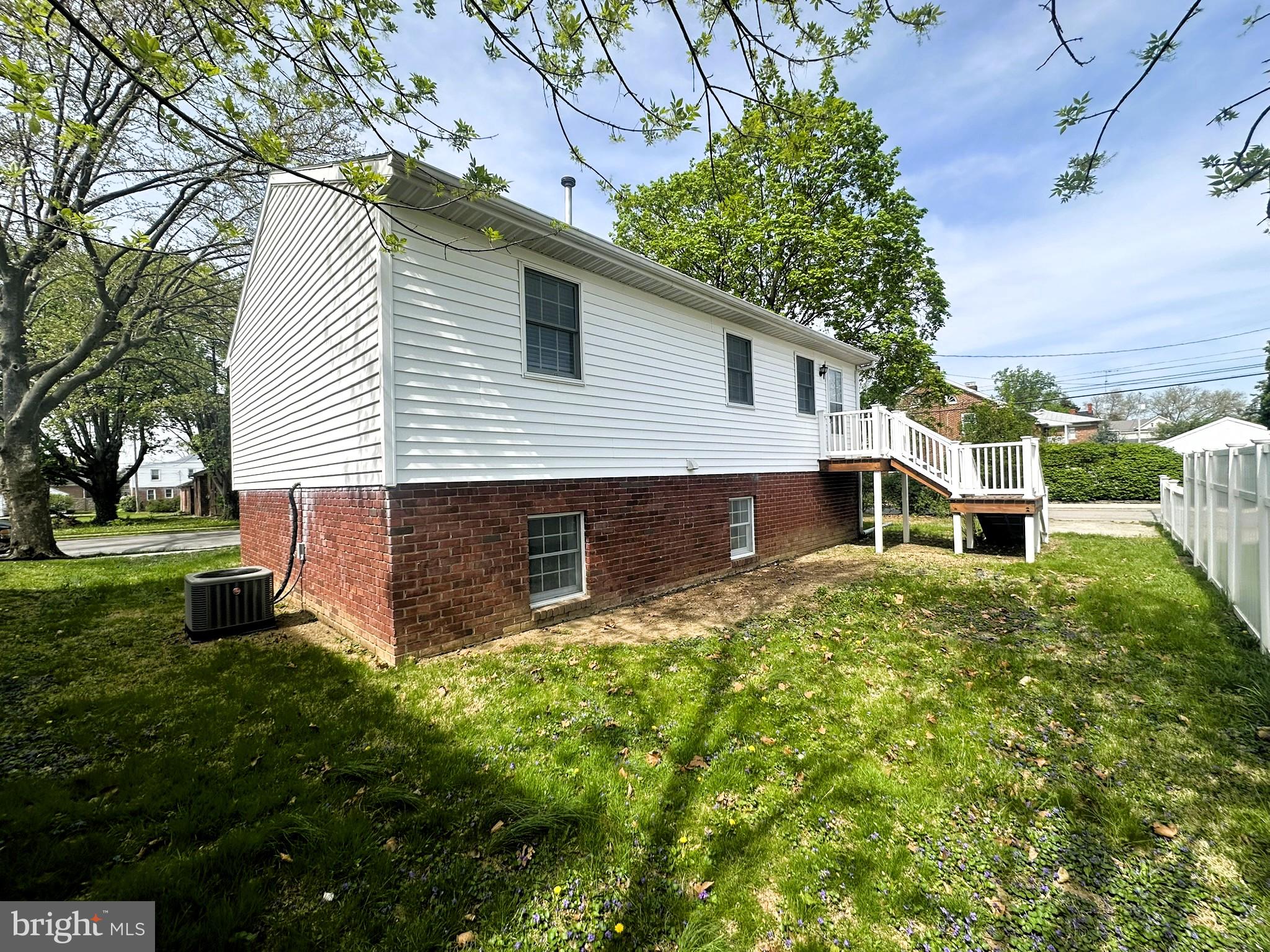 FORNEY AVENUE - Residential