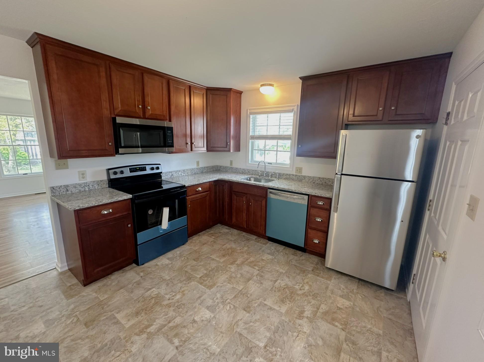 FORNEY AVENUE - Residential