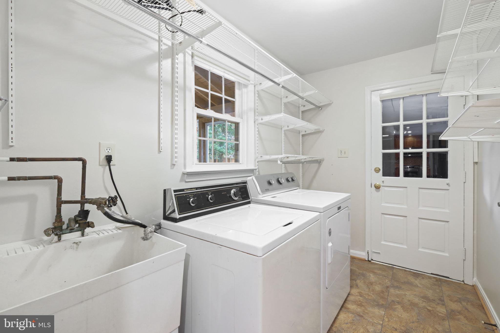 INVERNESS FOREST - Residential