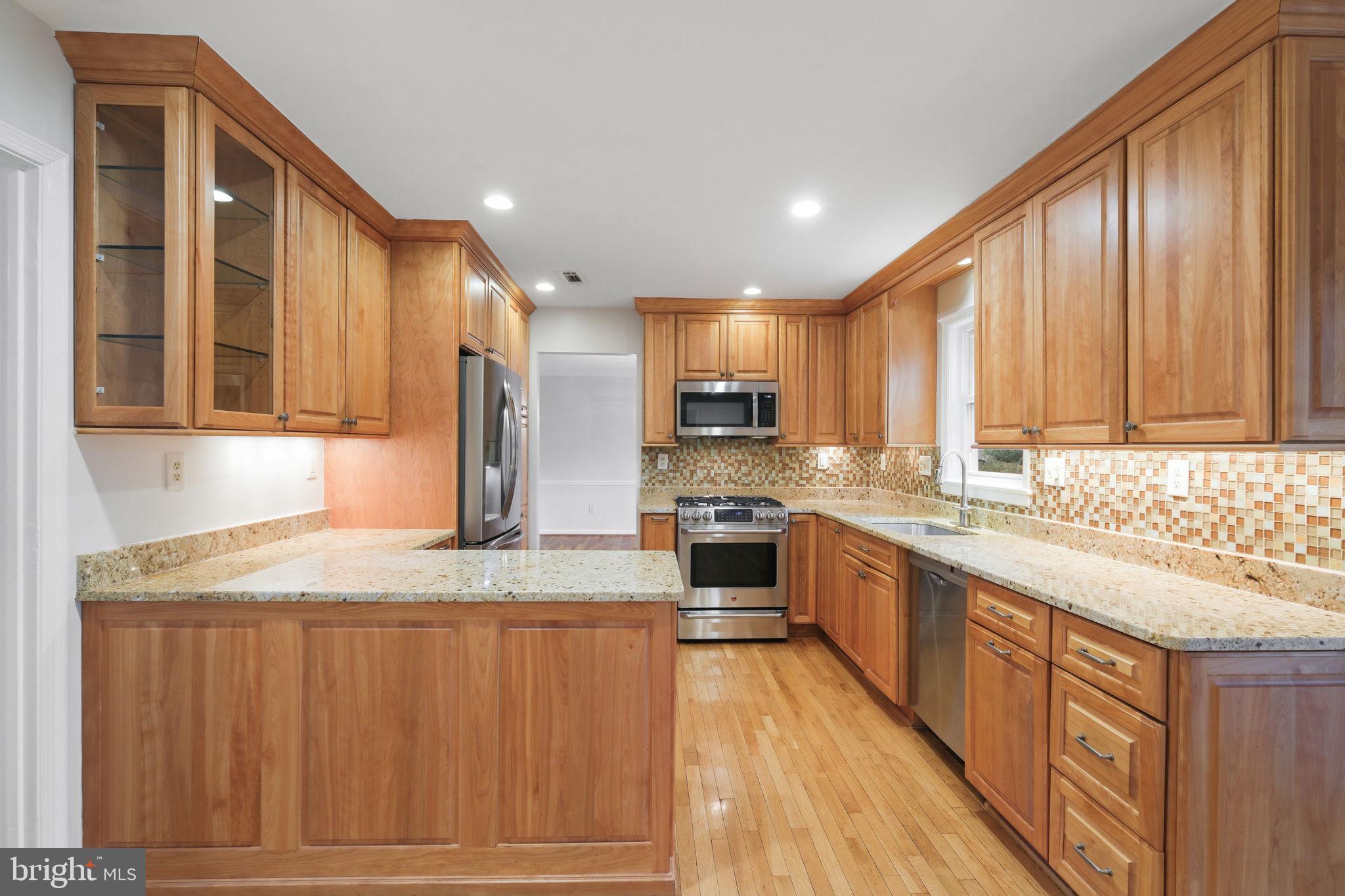 INVERNESS FOREST - Residential