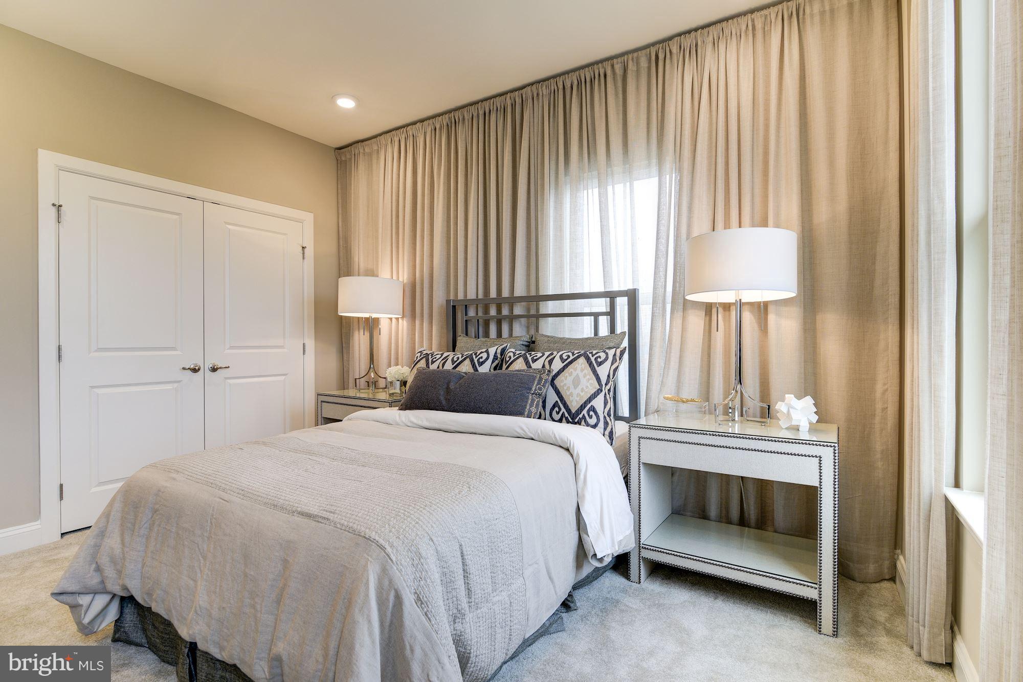 EDITORS PARK - Residential