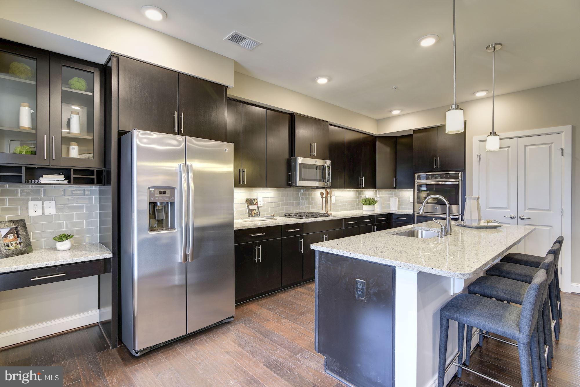 EDITORS PARK - Residential