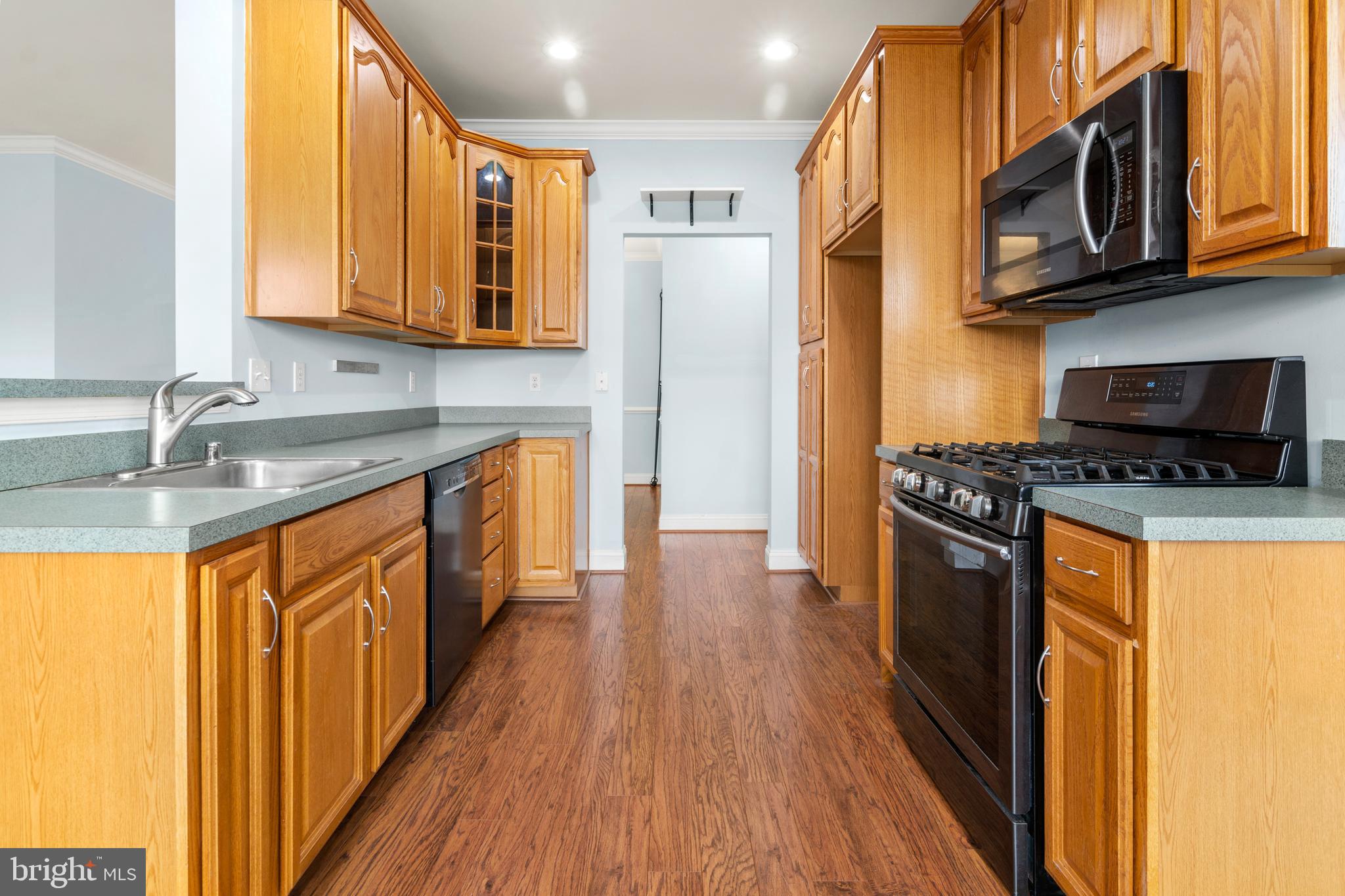 EMERALD HILLS - Residential