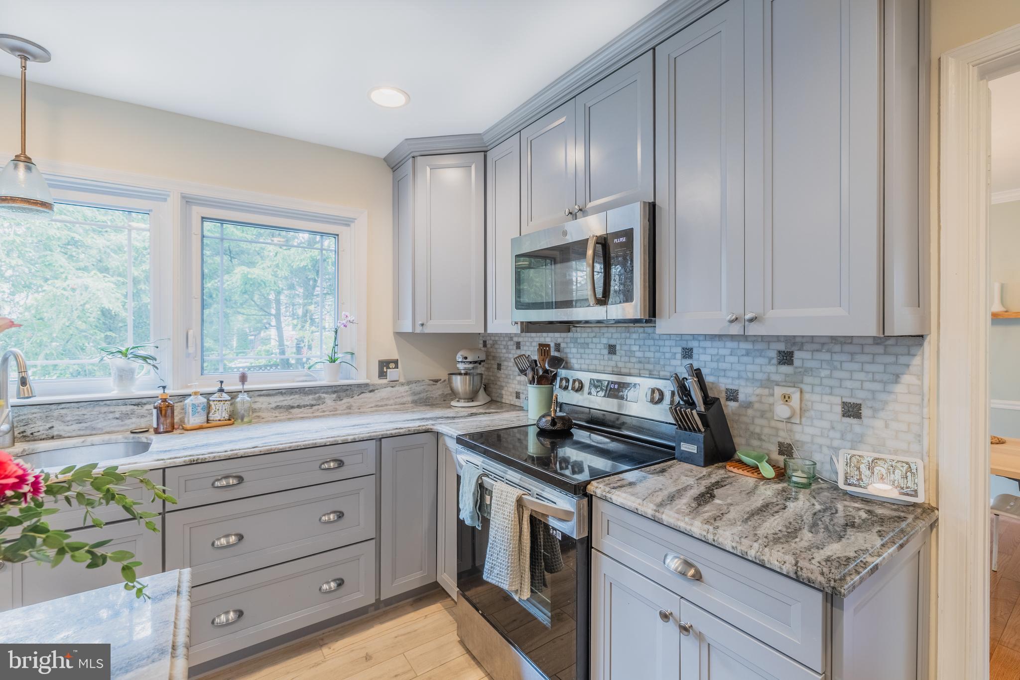 1439 MILLIKENS BEND ROAD