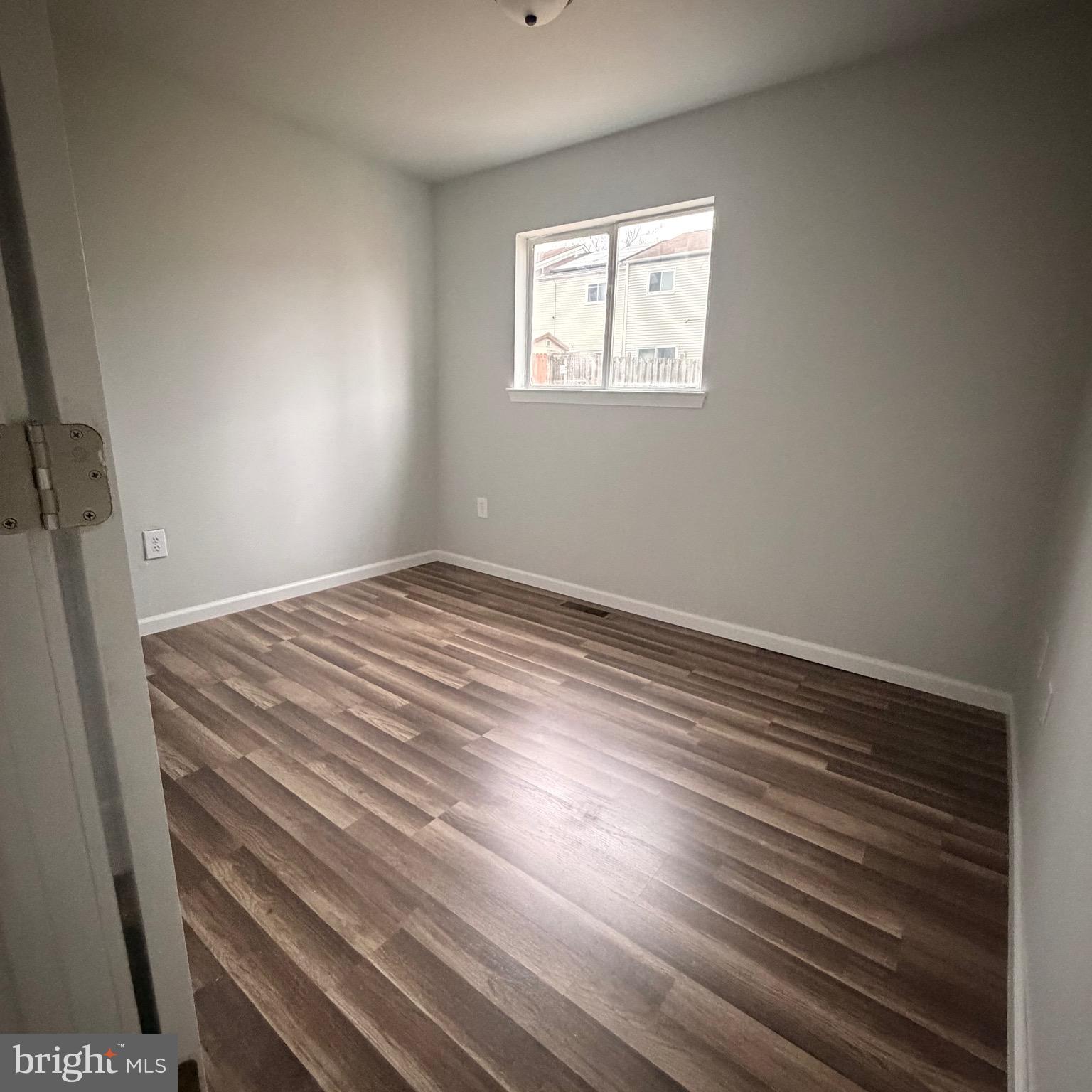 WILLOW HILLS 01 - Residential